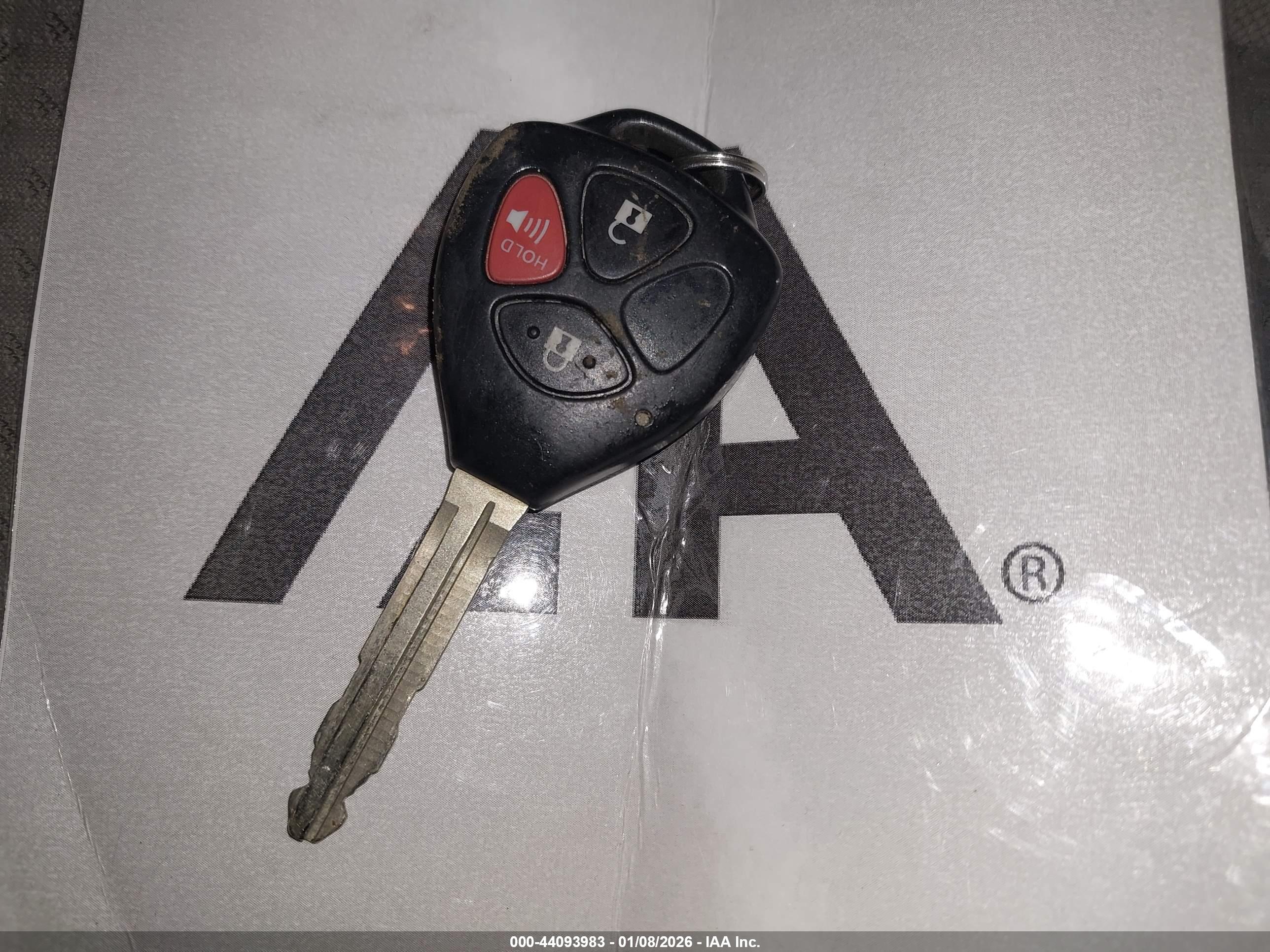 TOYOTA RAV4 image 11