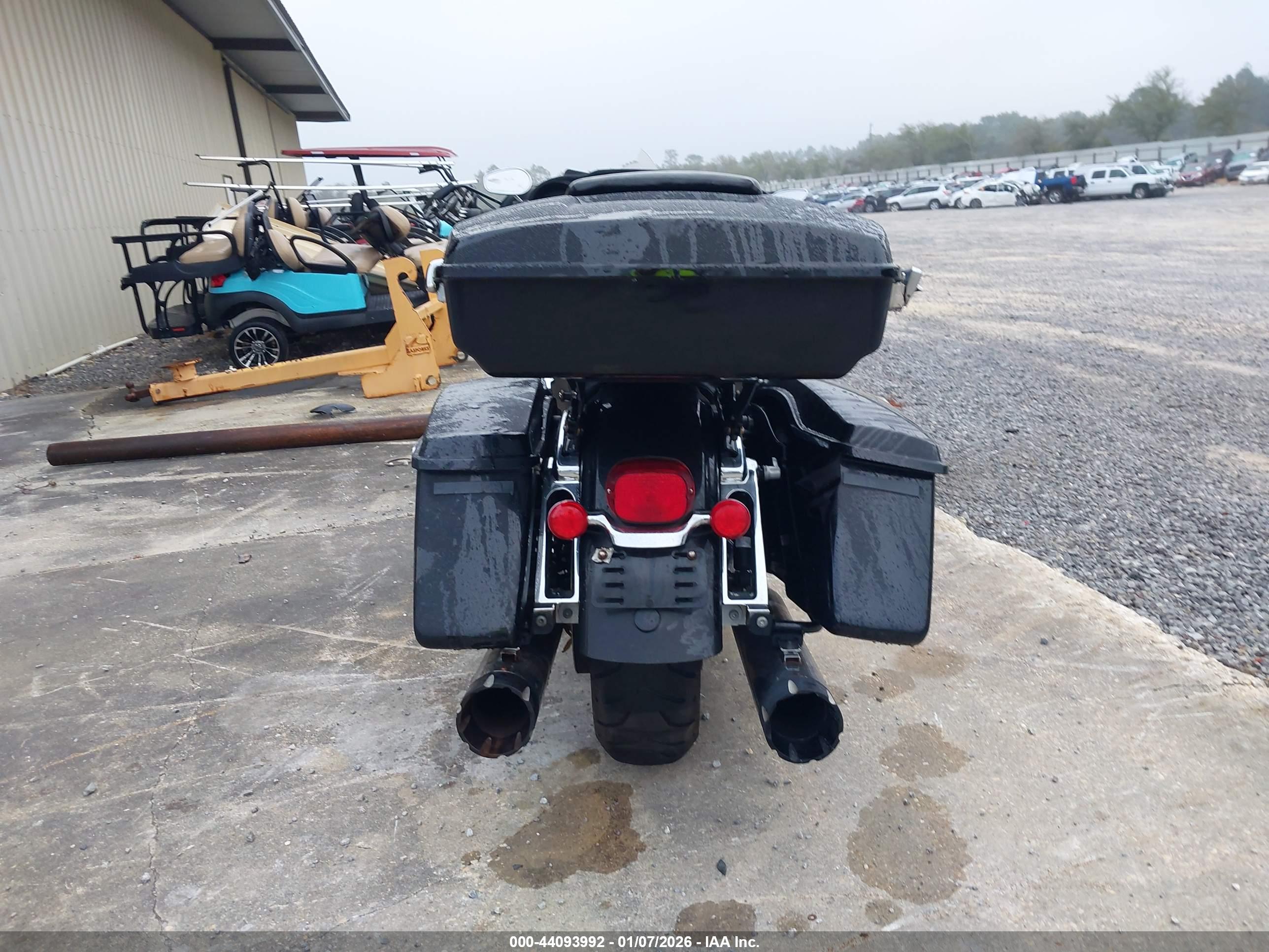HARLEY-DAVIDSON FLHT image 6