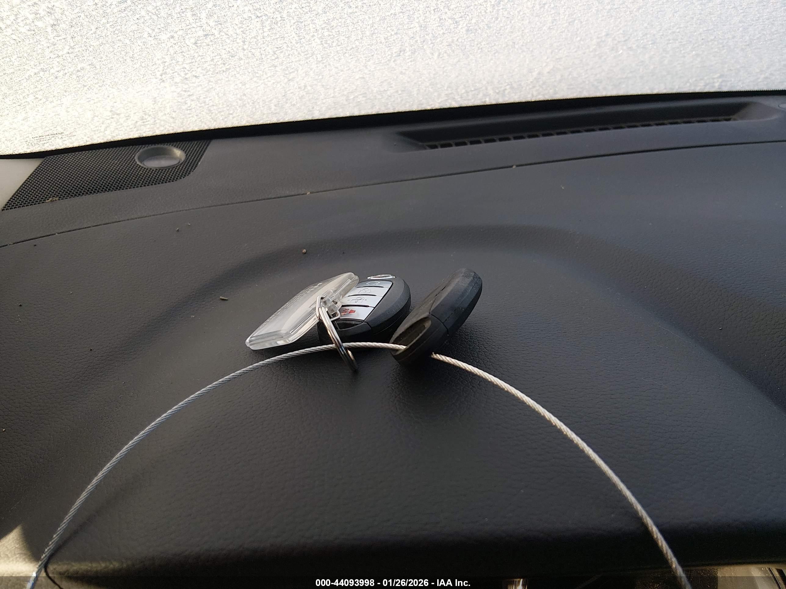 NISSAN ROGUE image 11