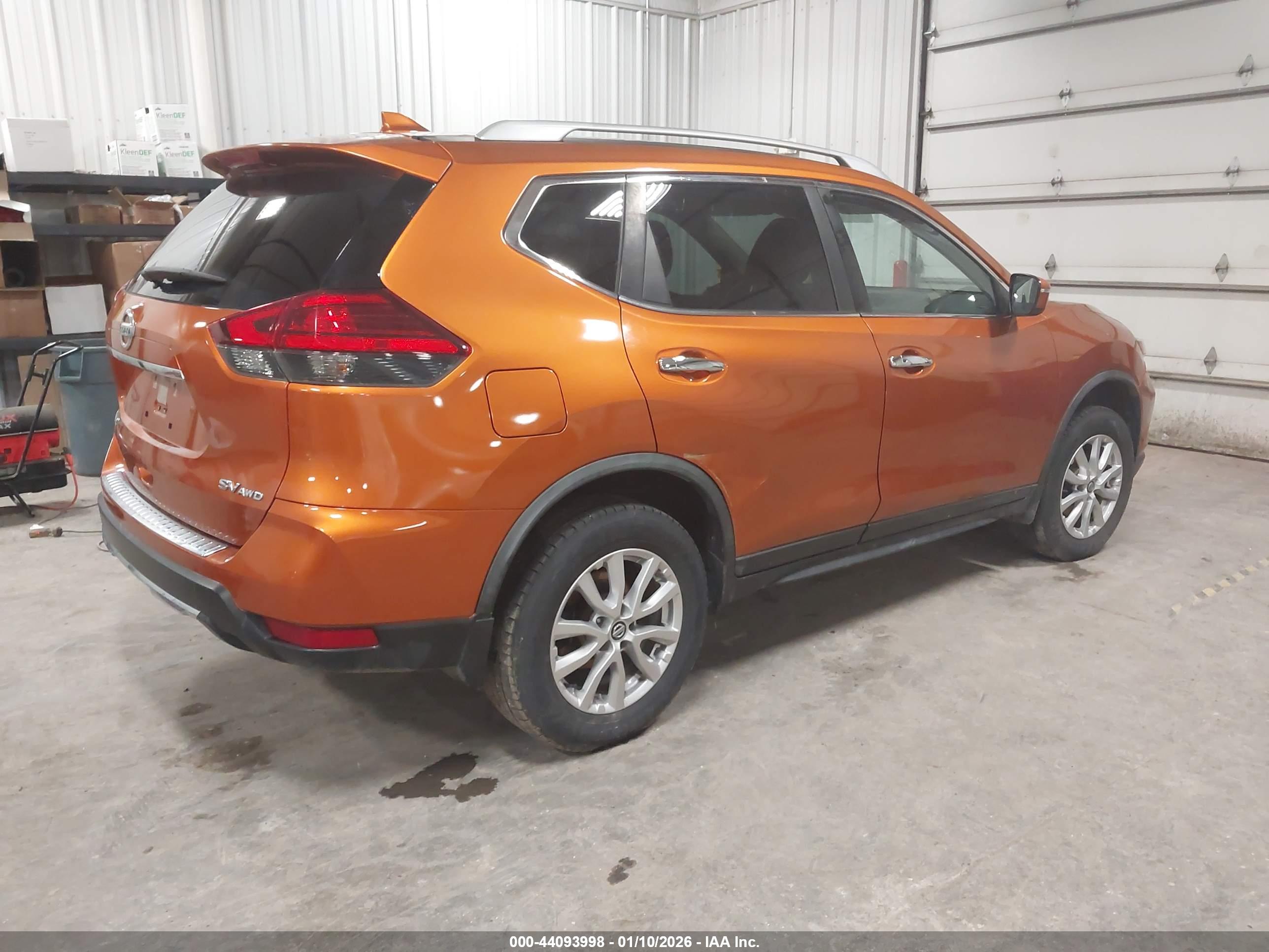 NISSAN ROGUE image 4