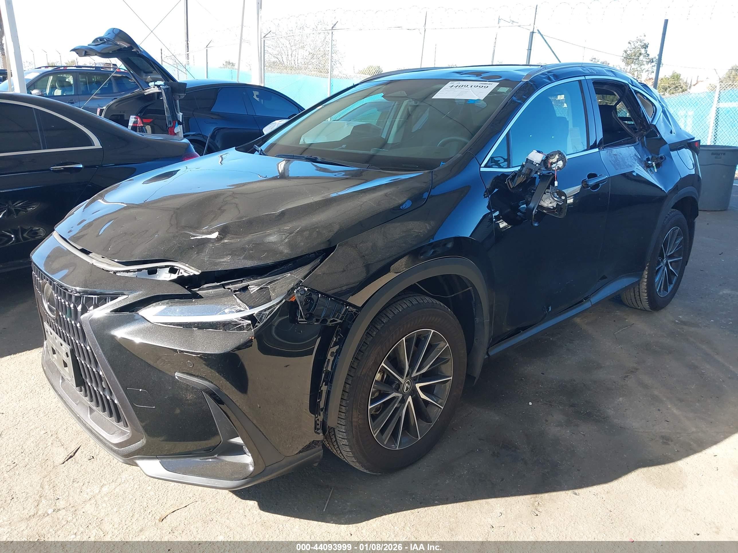 LEXUS NX image 2