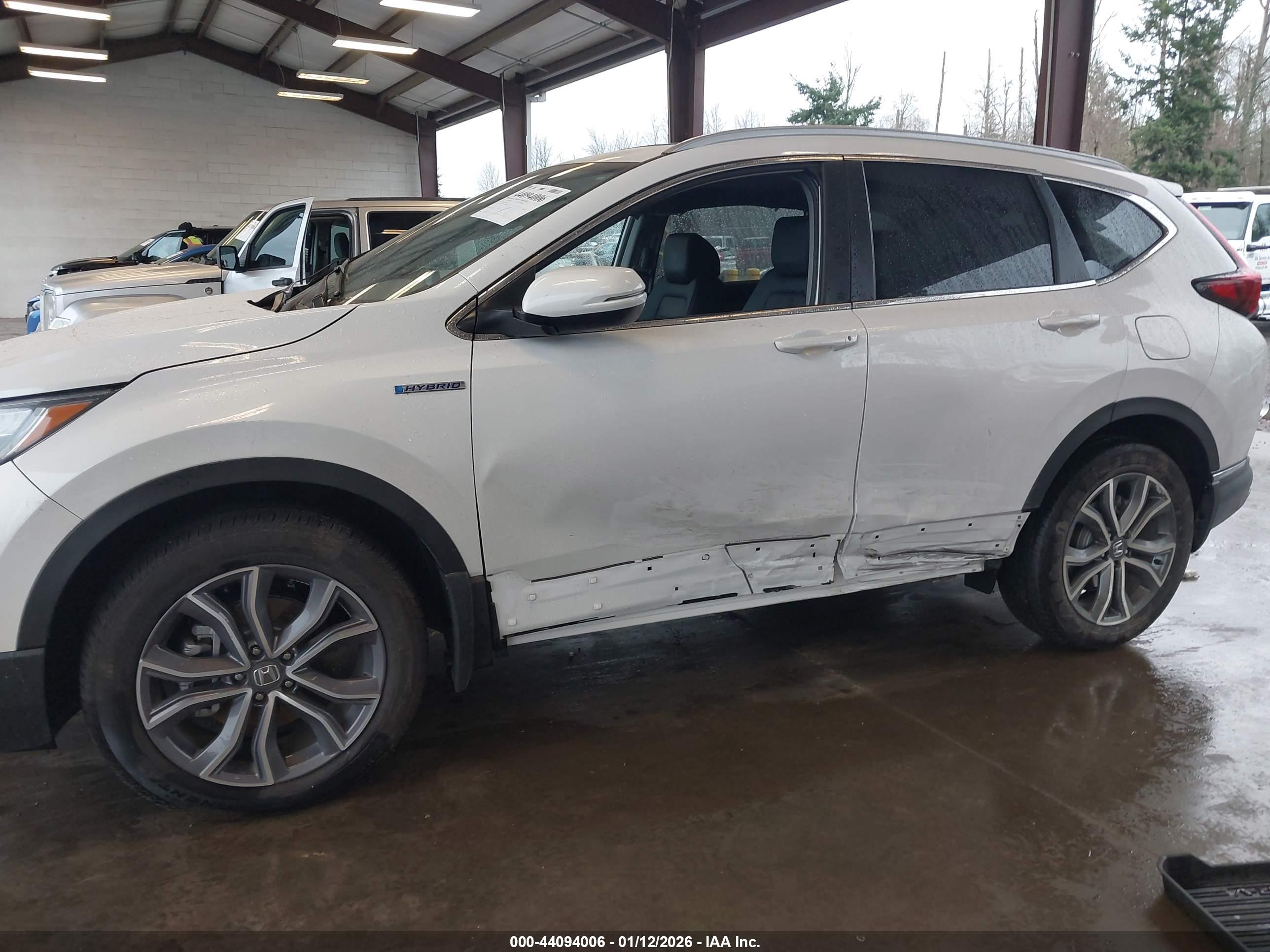 HONDA CR-V image 6