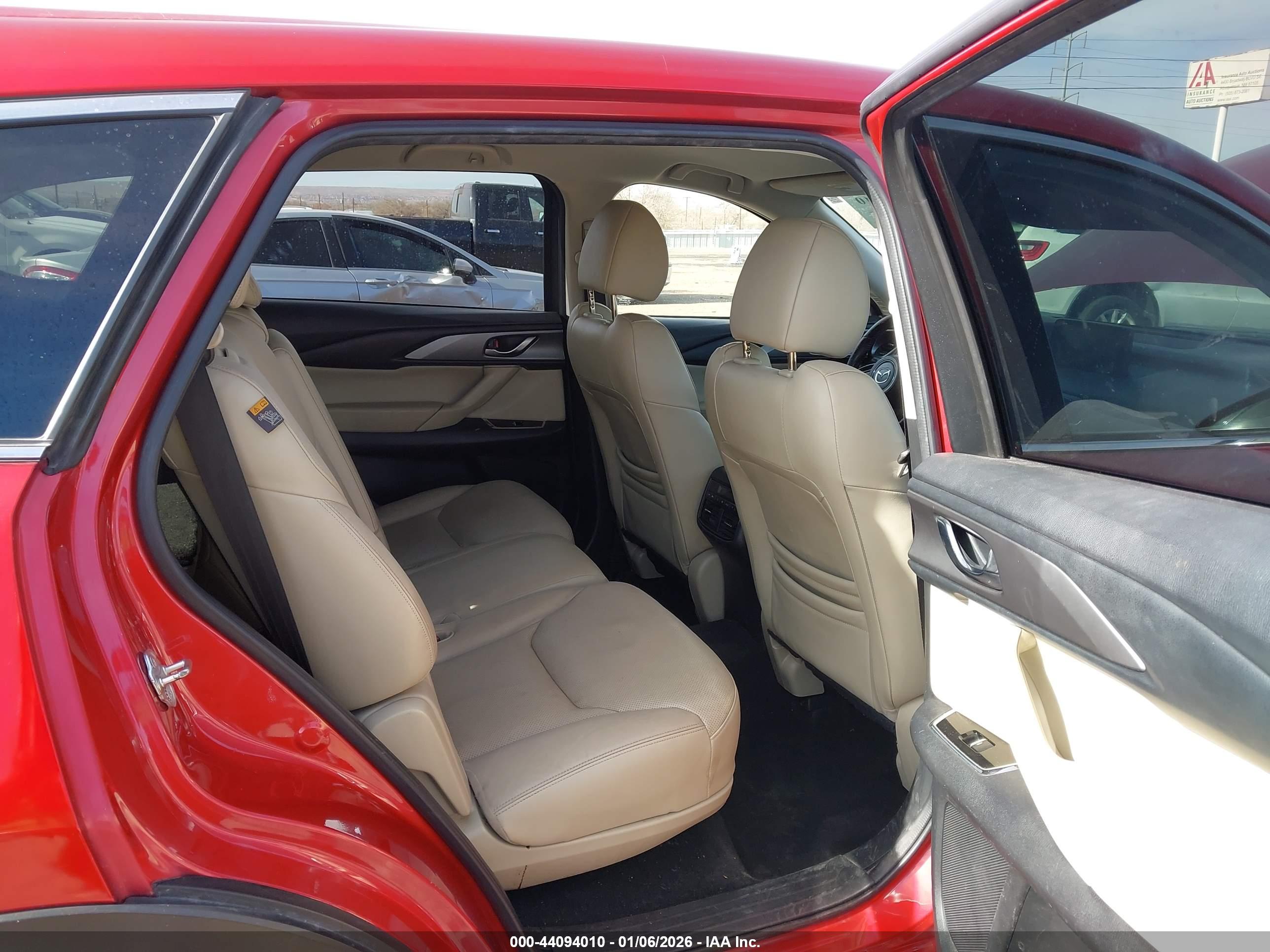 MAZDA CX-9 image 8
