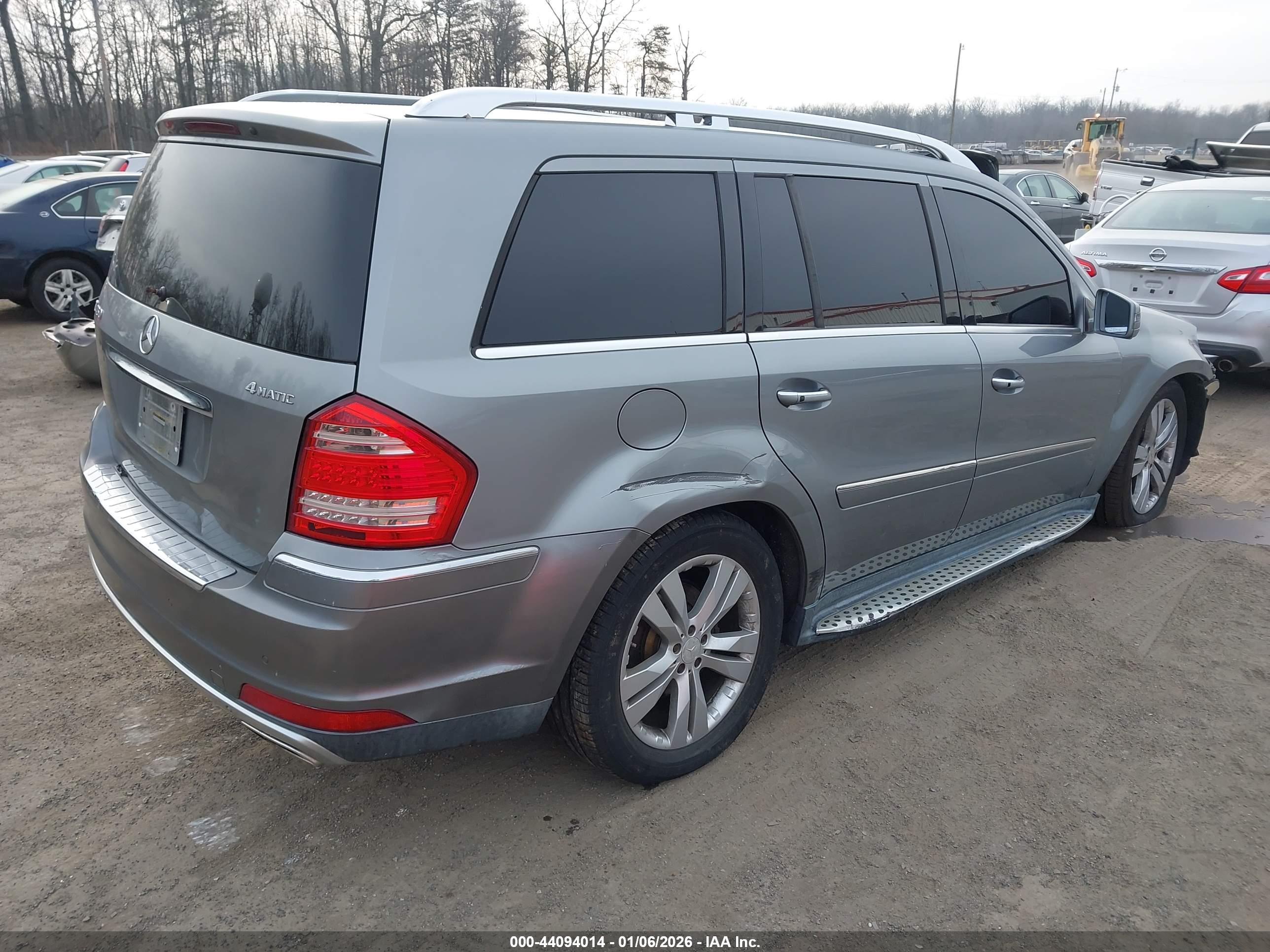 MERCEDES-BENZ GL image 4
