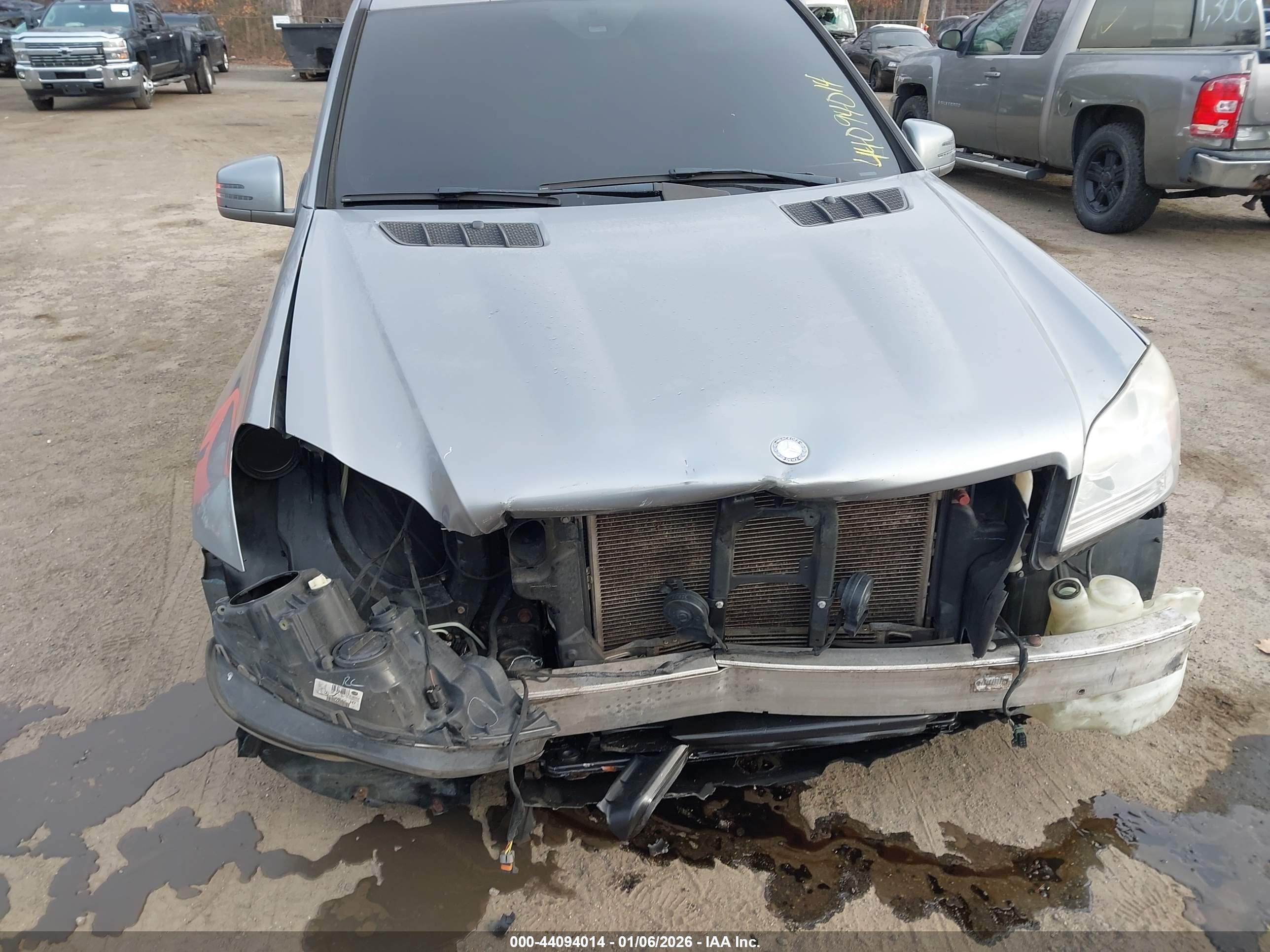 MERCEDES-BENZ GL image 6