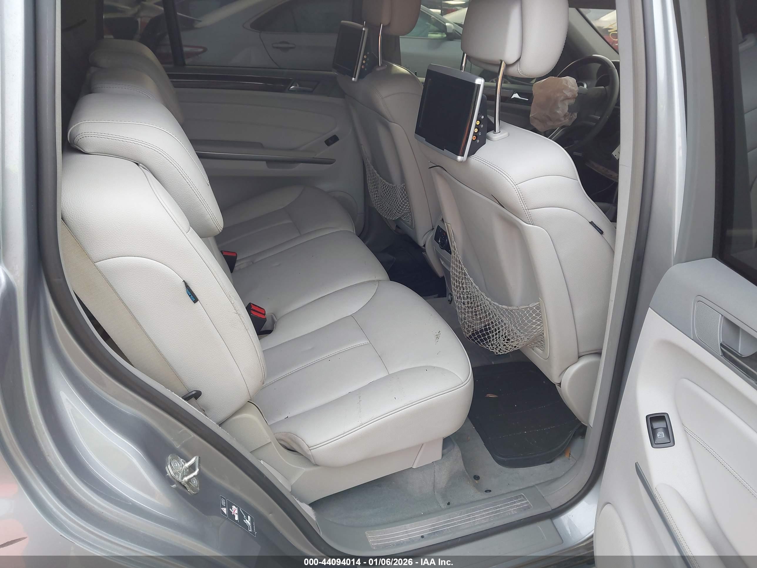 MERCEDES-BENZ GL image 8