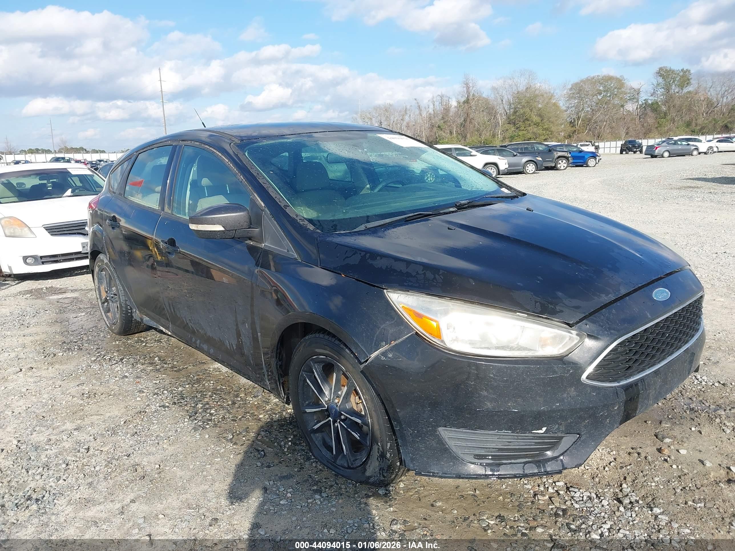 FORD FOCUS image 6