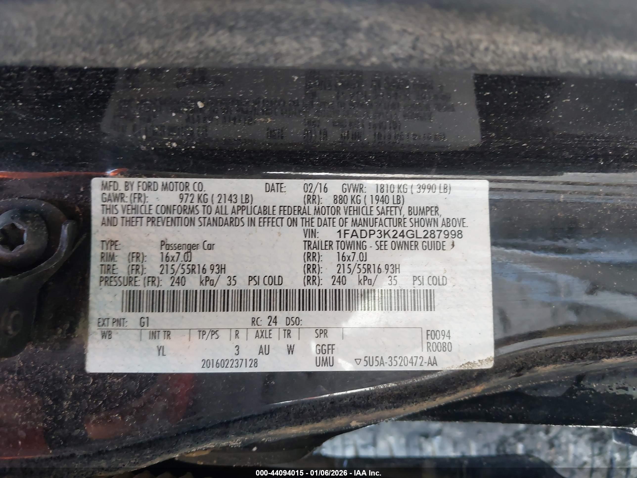 FORD FOCUS image 9