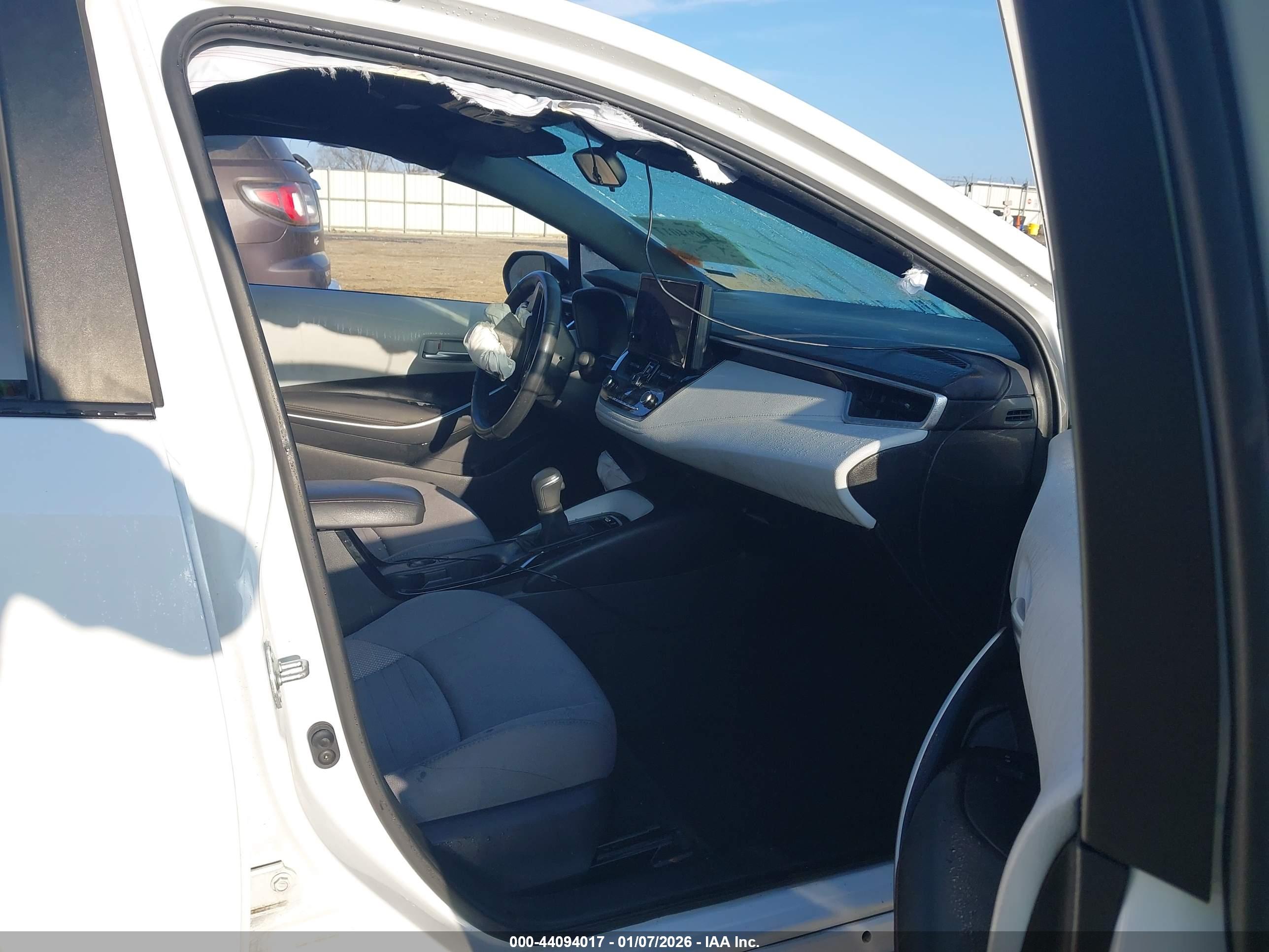 TOYOTA COROLLA image 5