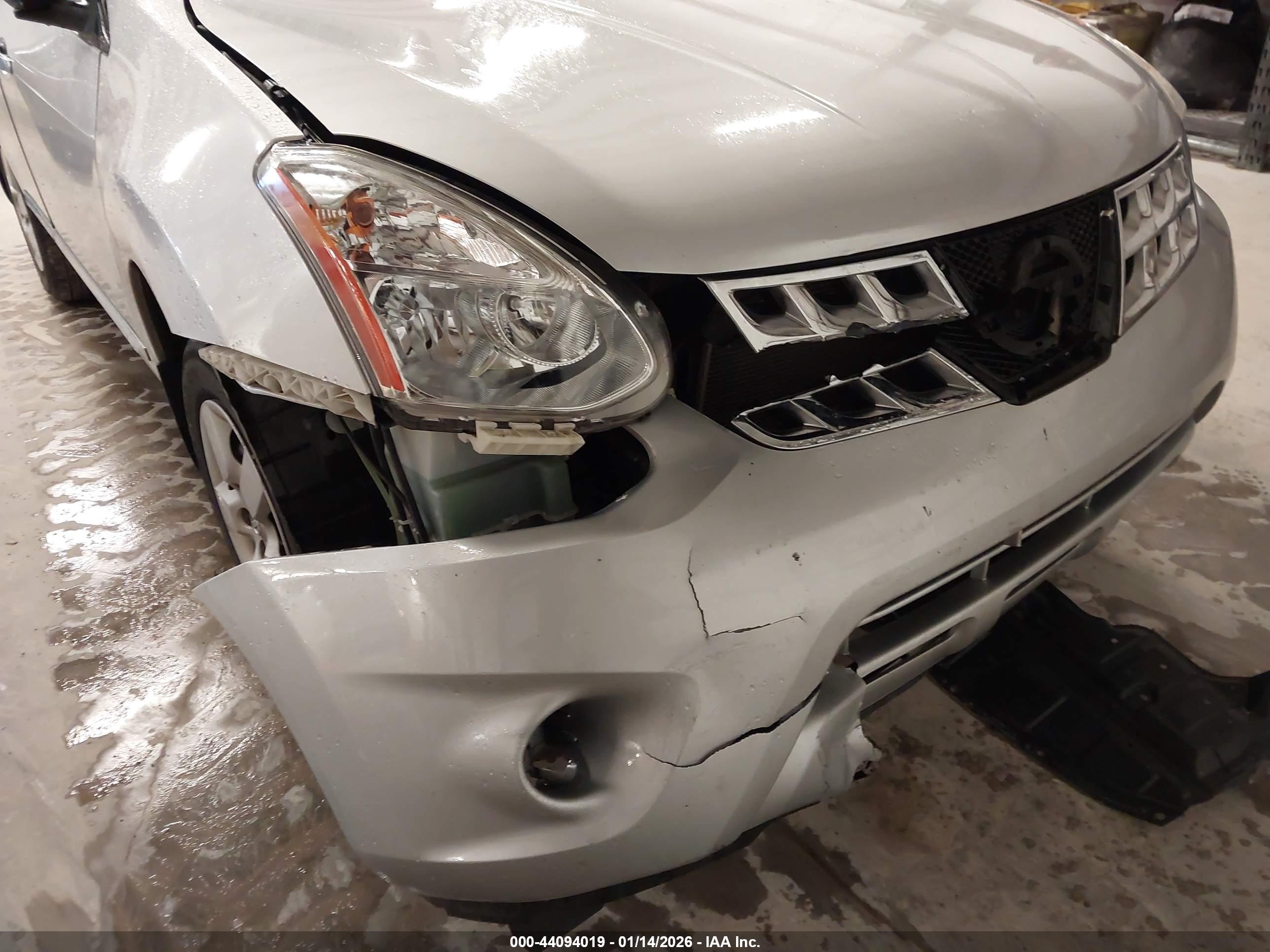 NISSAN ROGUE image 6