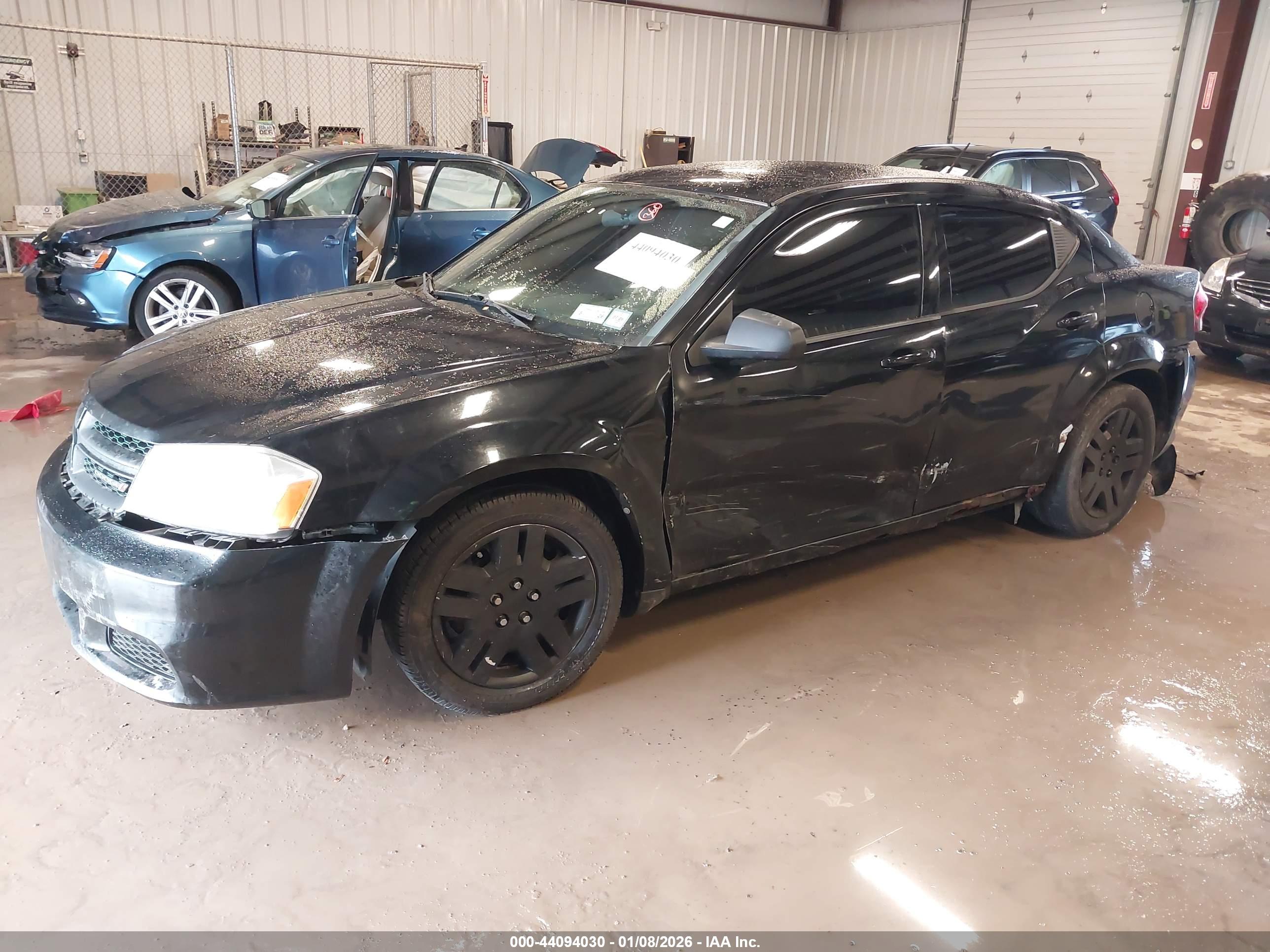 DODGE AVENGER image 2
