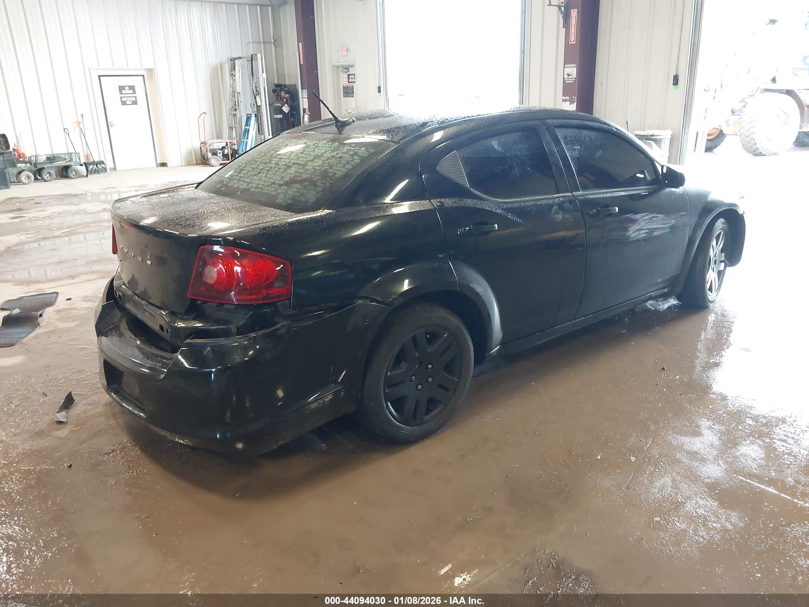 DODGE AVENGER image 4