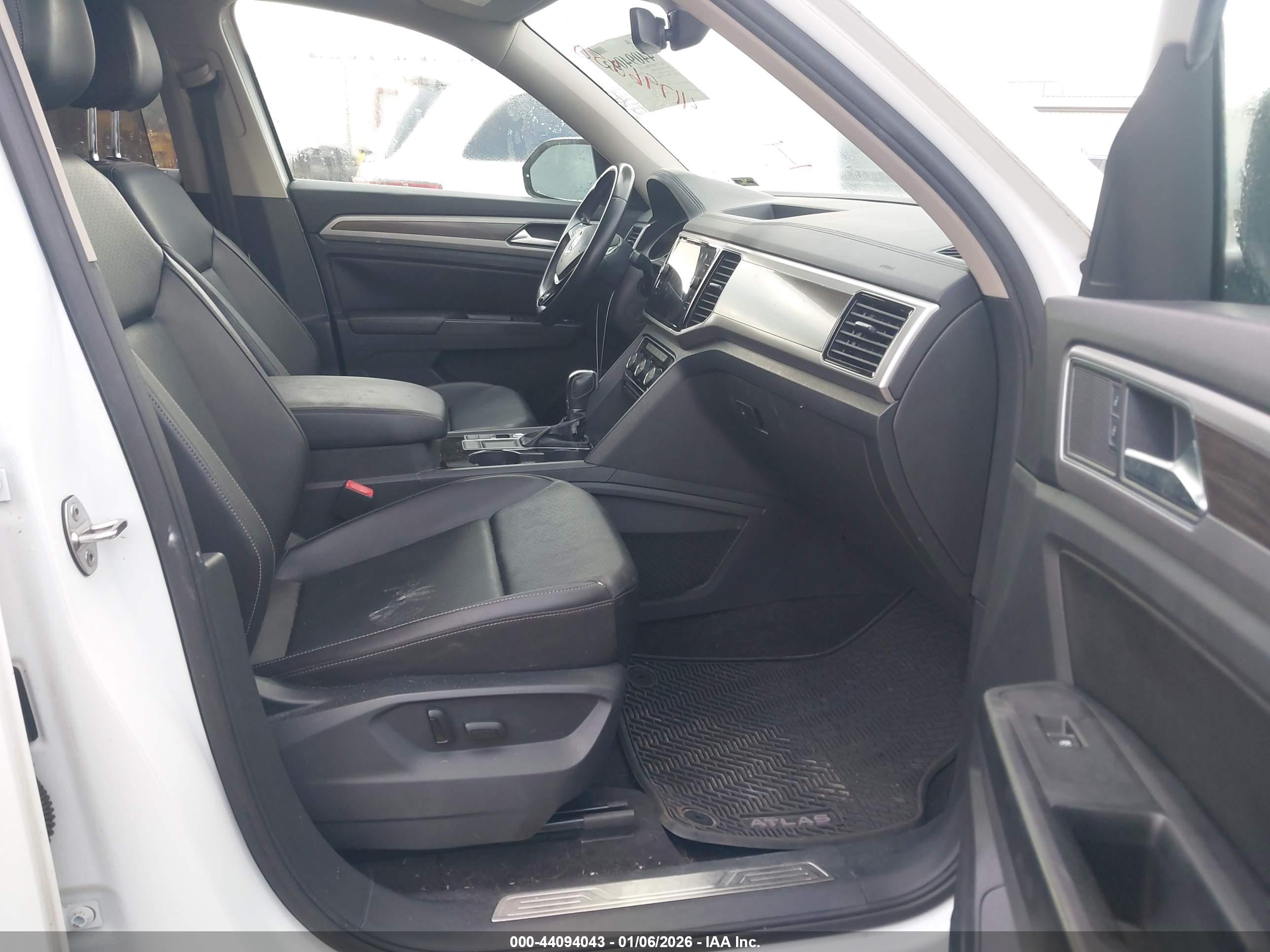 VOLKSWAGEN ATLAS image 5