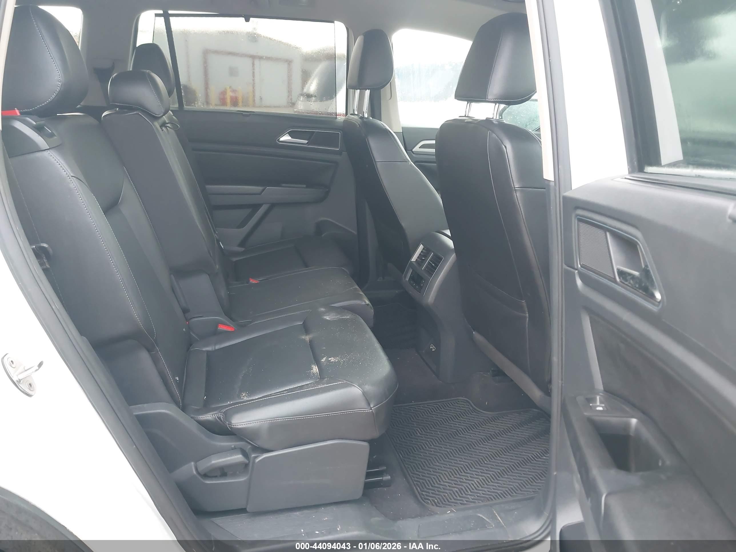 VOLKSWAGEN ATLAS image 8