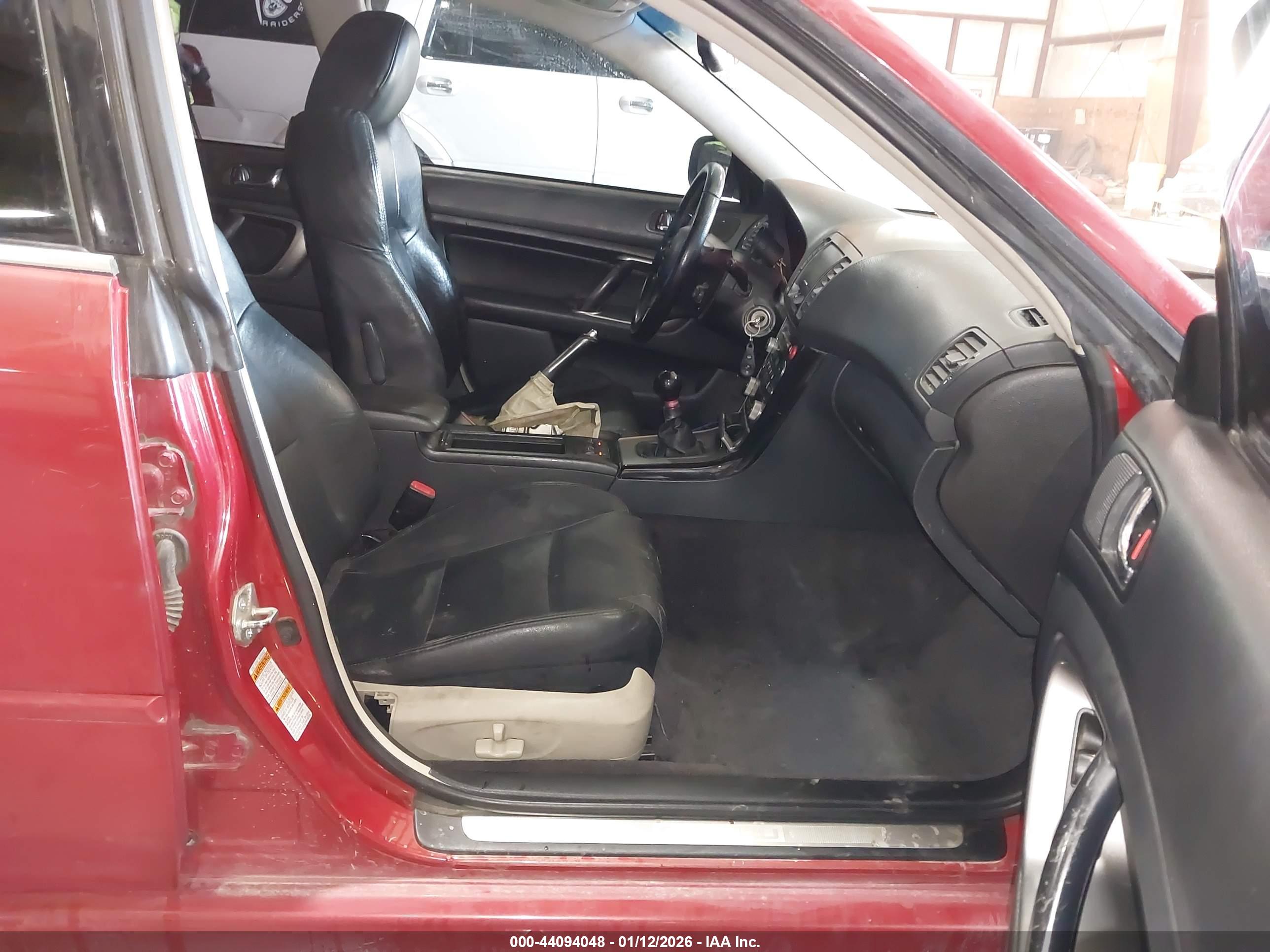 SUBARU LEGACY image 5