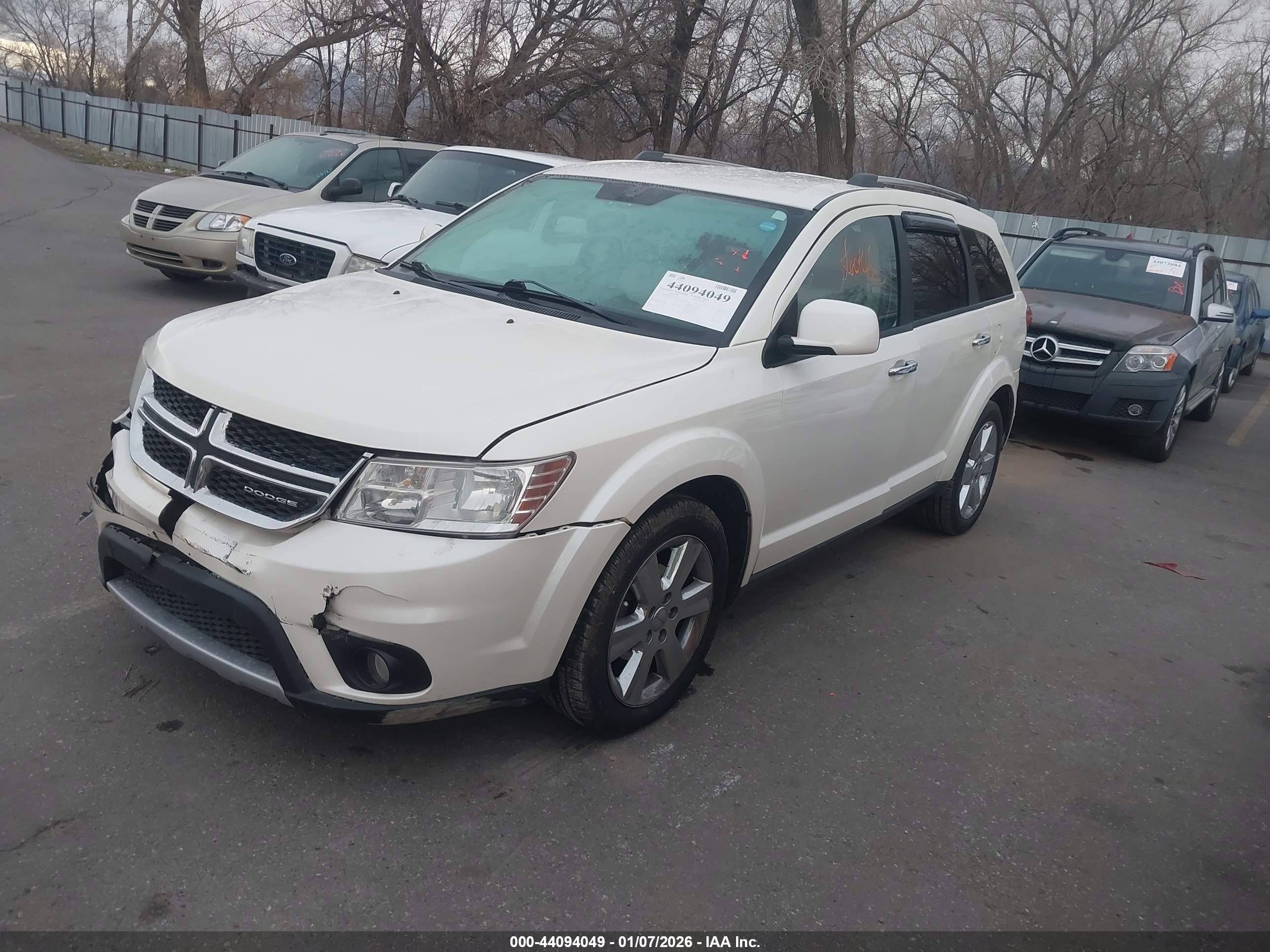 DODGE JOURNEY image 2