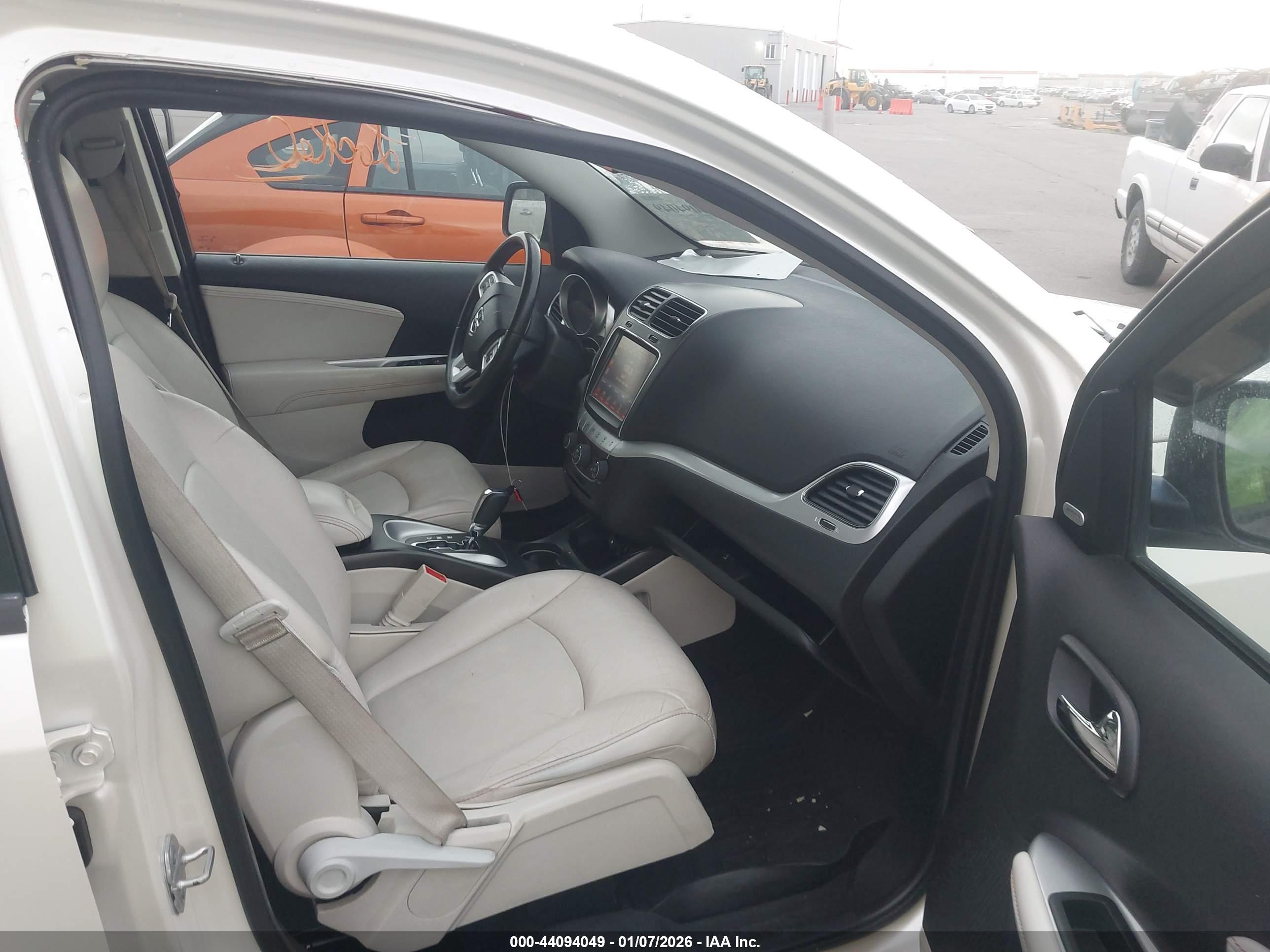 DODGE JOURNEY image 5