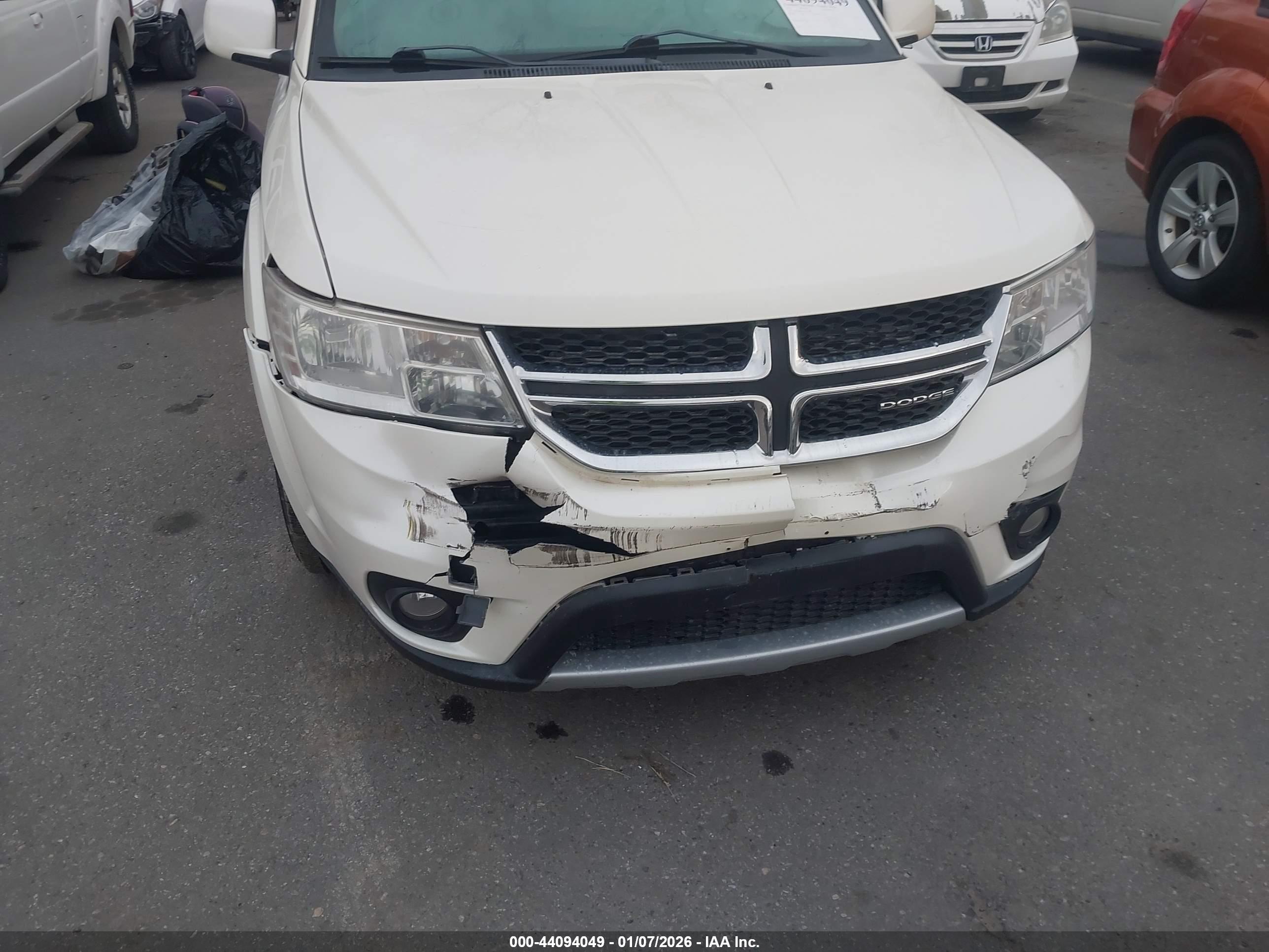 DODGE JOURNEY image 6