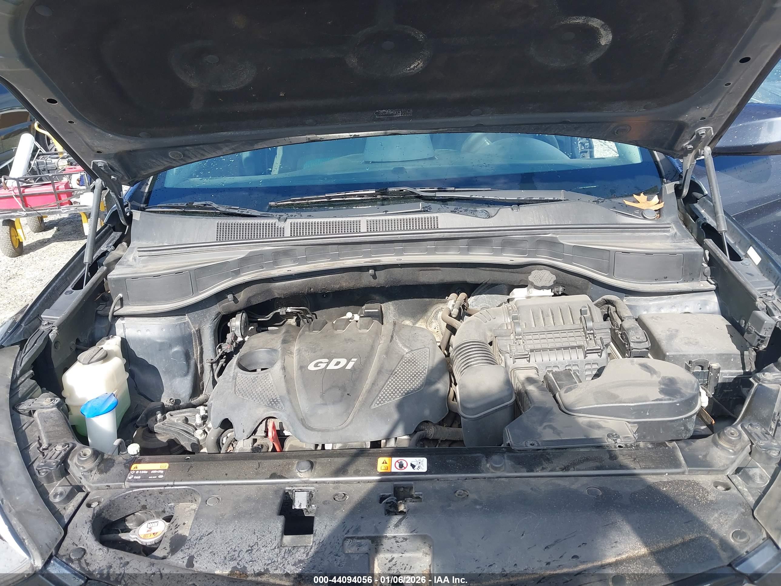 HYUNDAI SANTA image 10