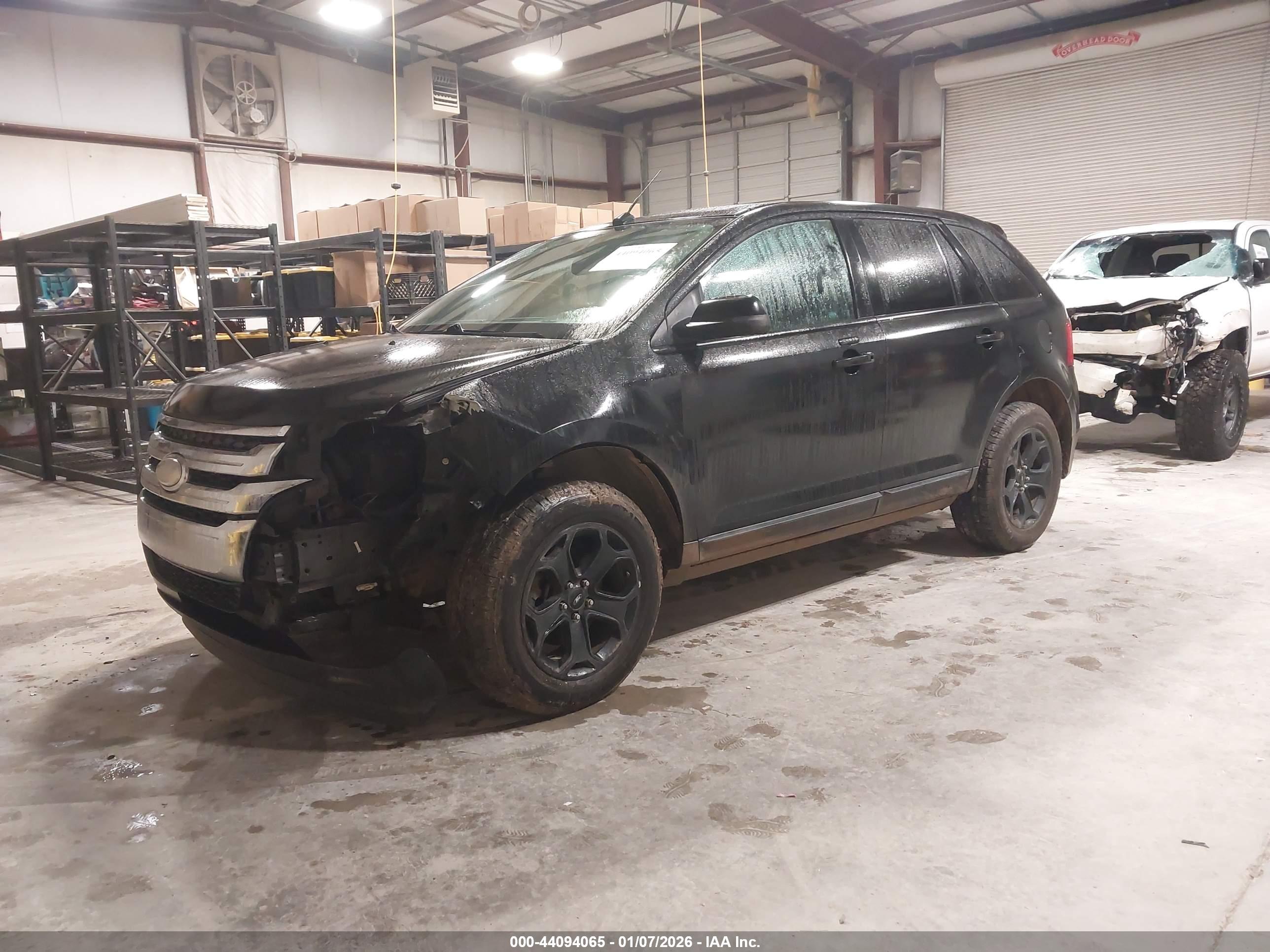 FORD EDGE image 2