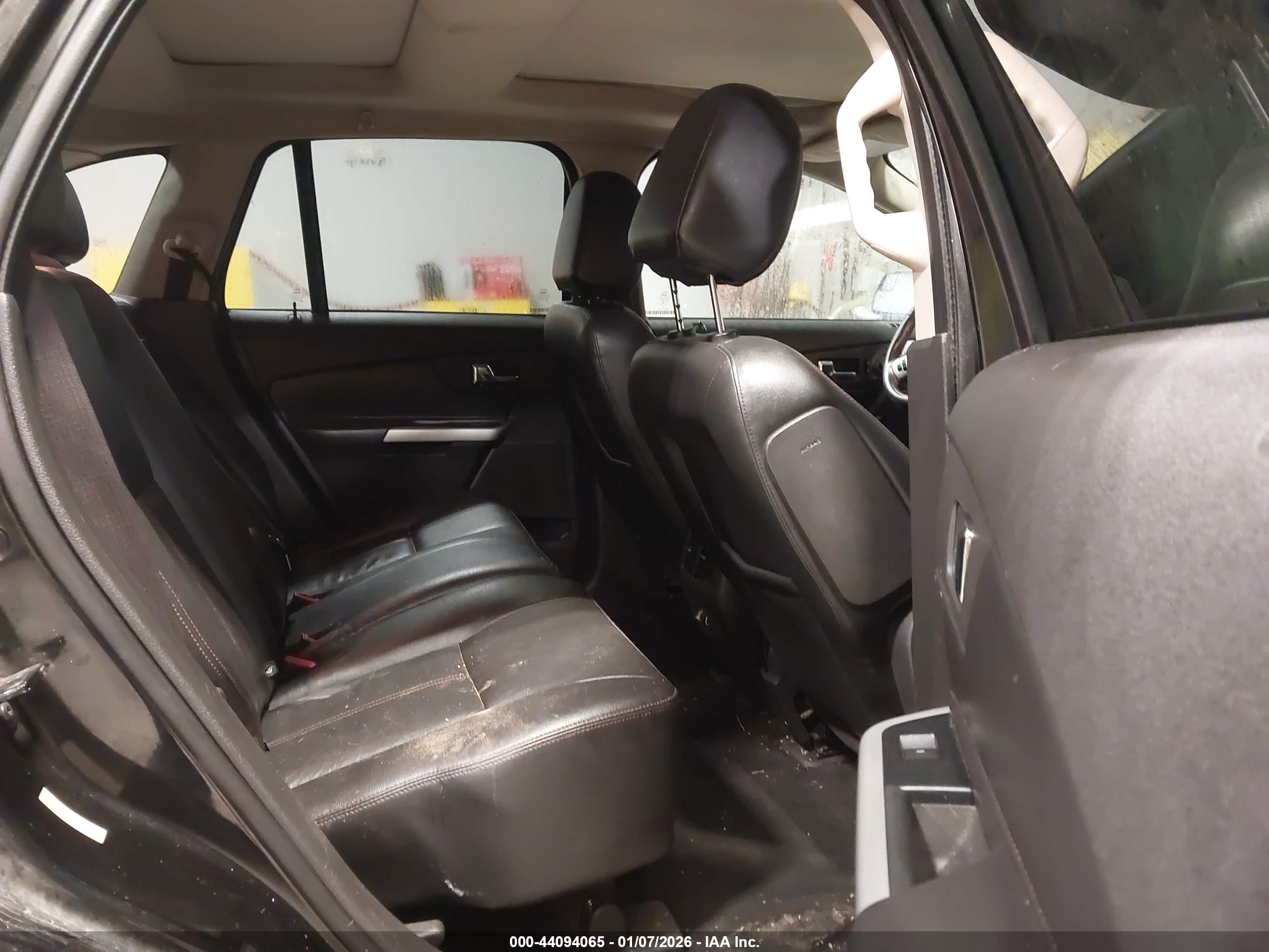 FORD EDGE image 8