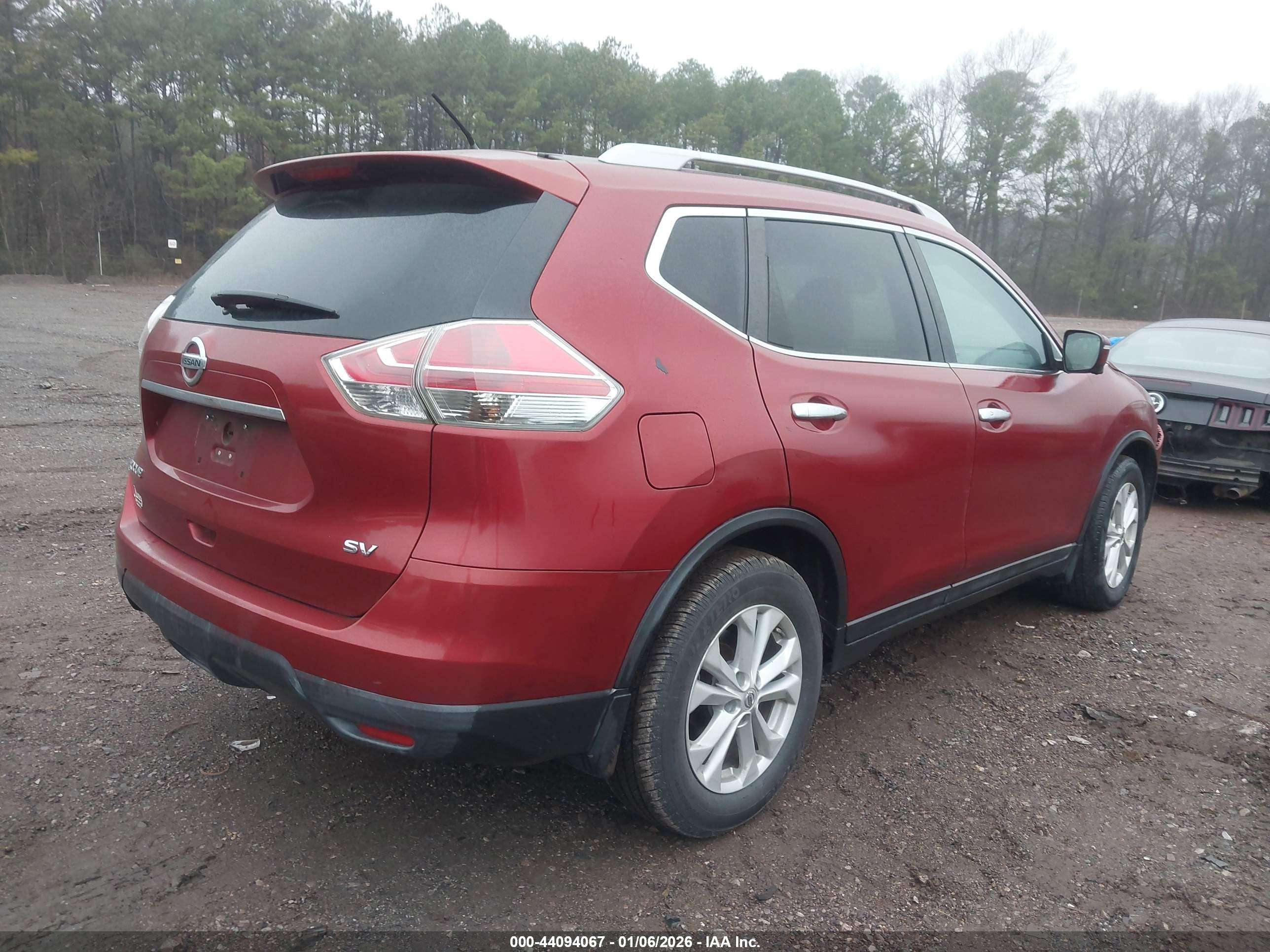 NISSAN ROGUE image 4