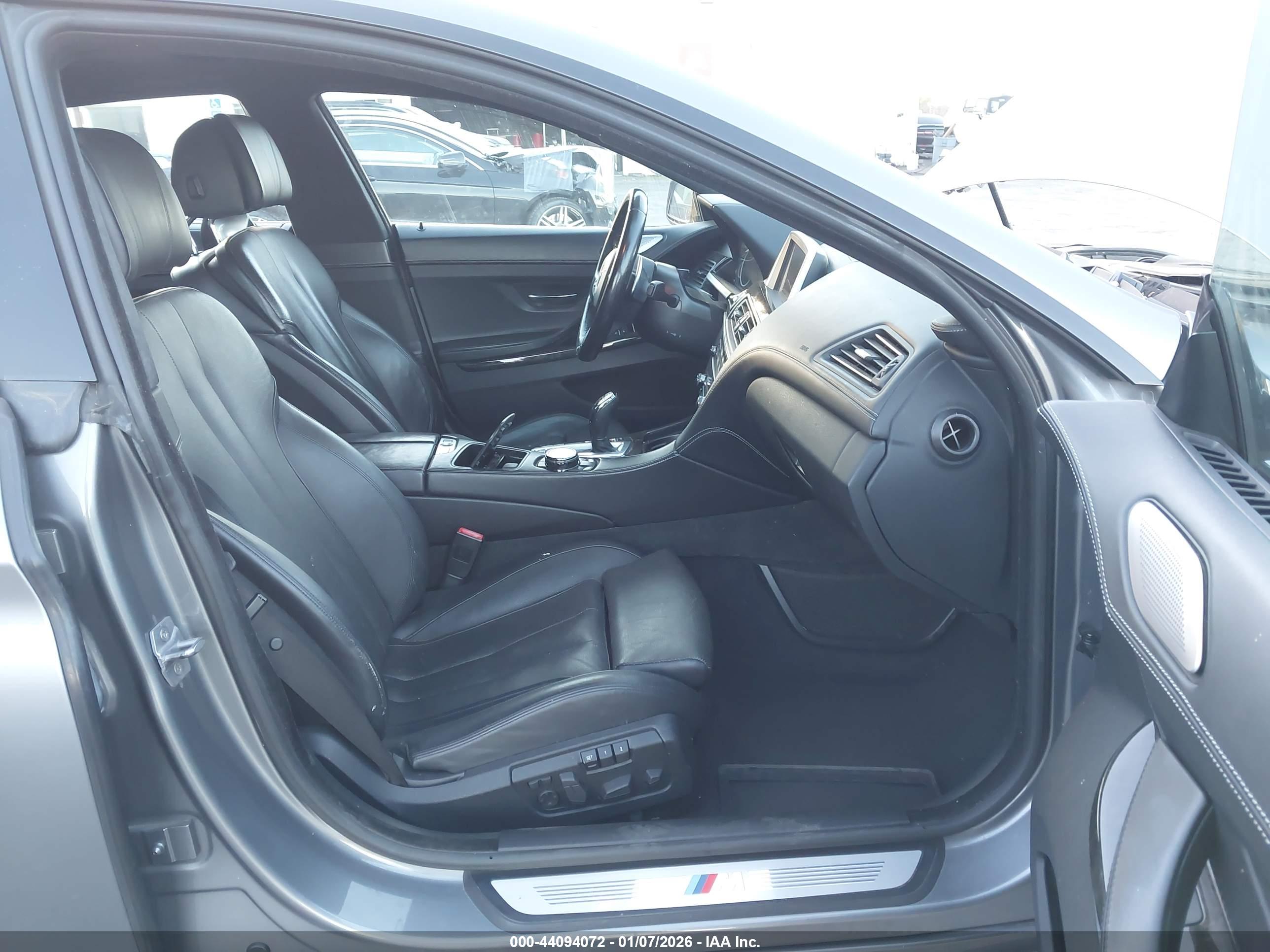BMW 650I image 5