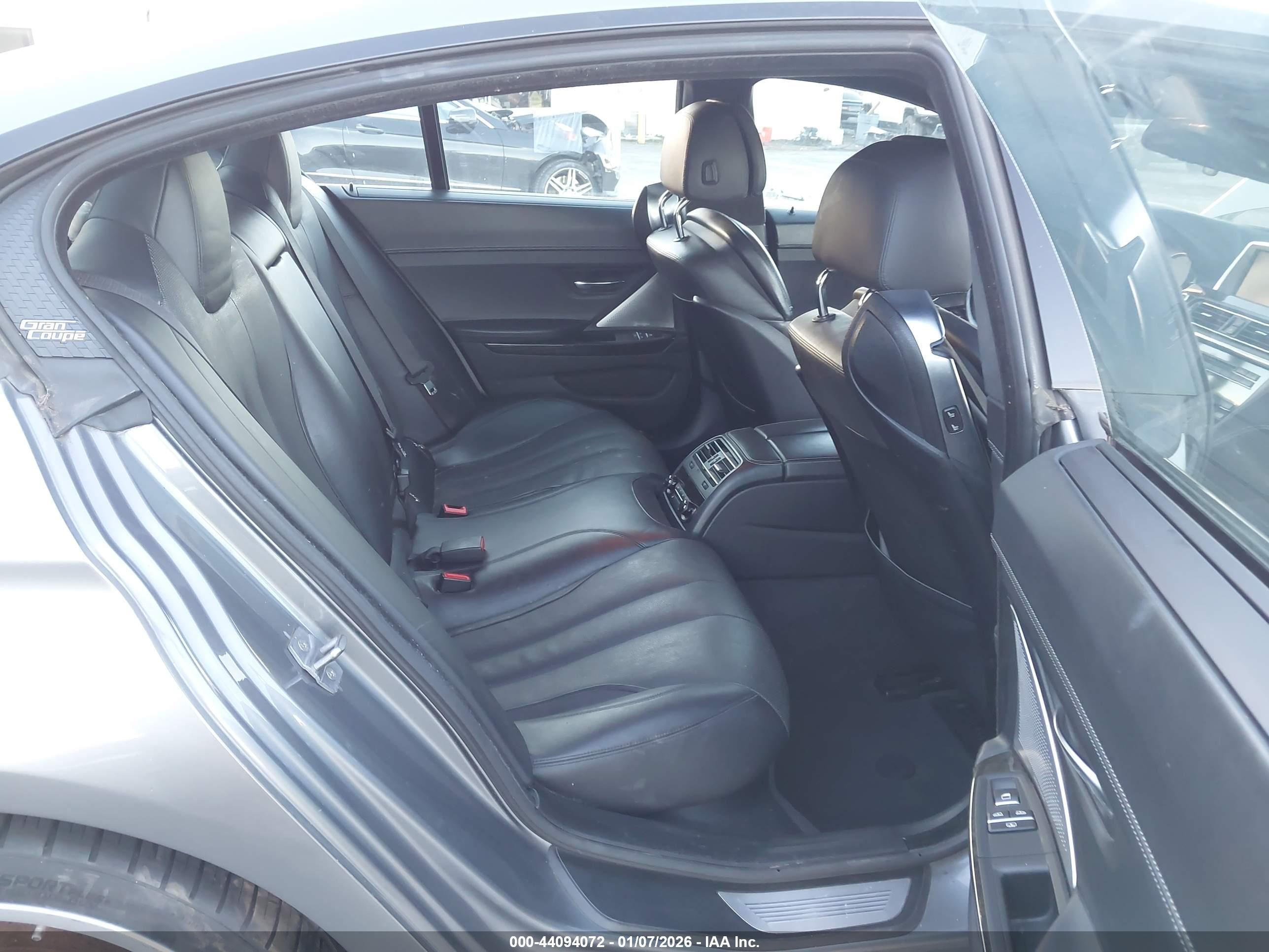 BMW 650I image 8