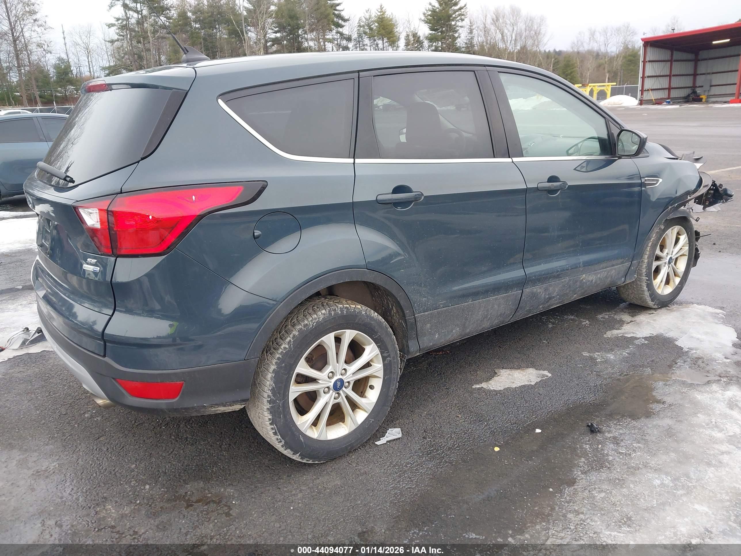 FORD ESCAPE image 4