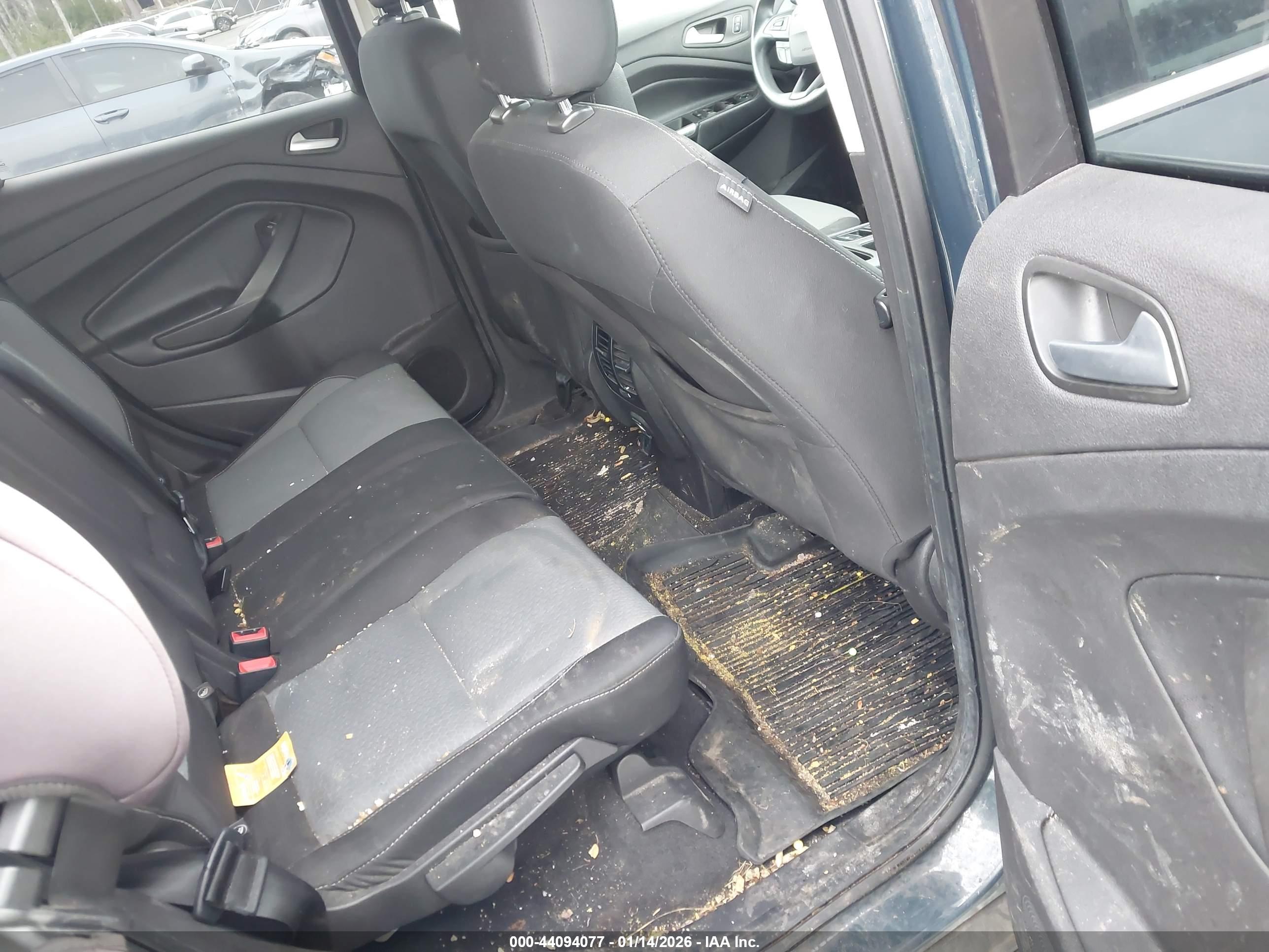 FORD ESCAPE image 8