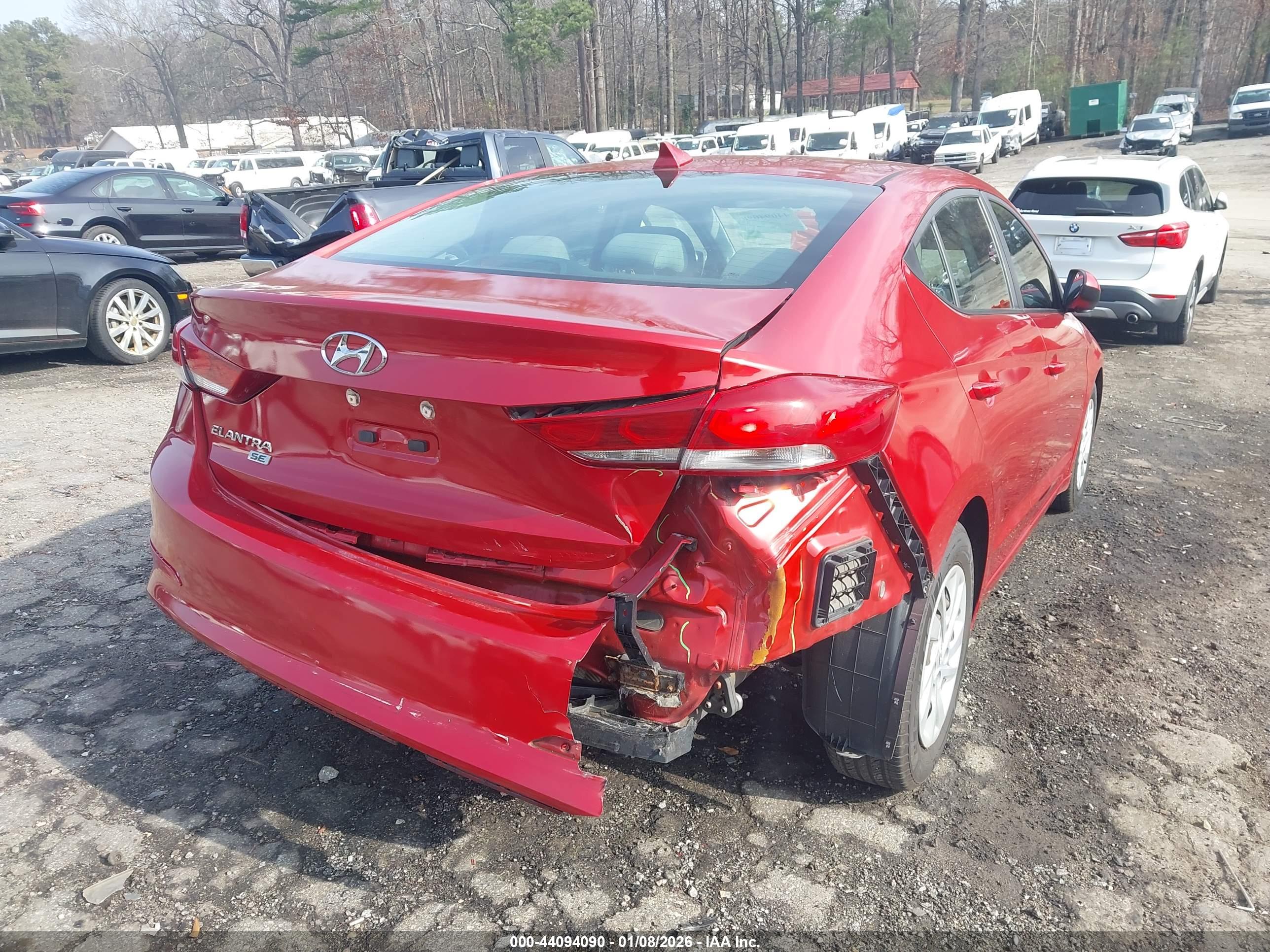 HYUNDAI ELANTRA image 6