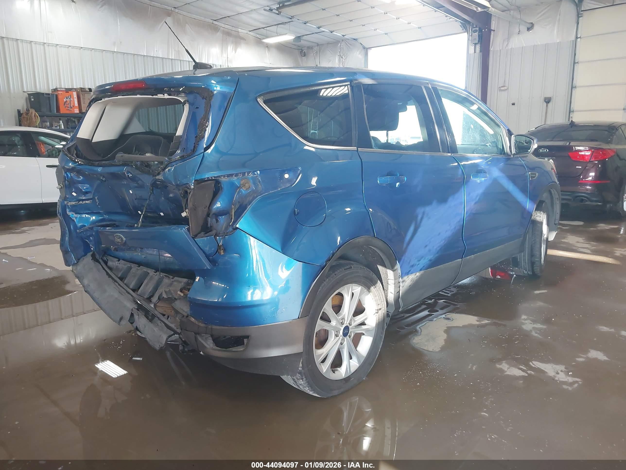 FORD ESCAPE image 4