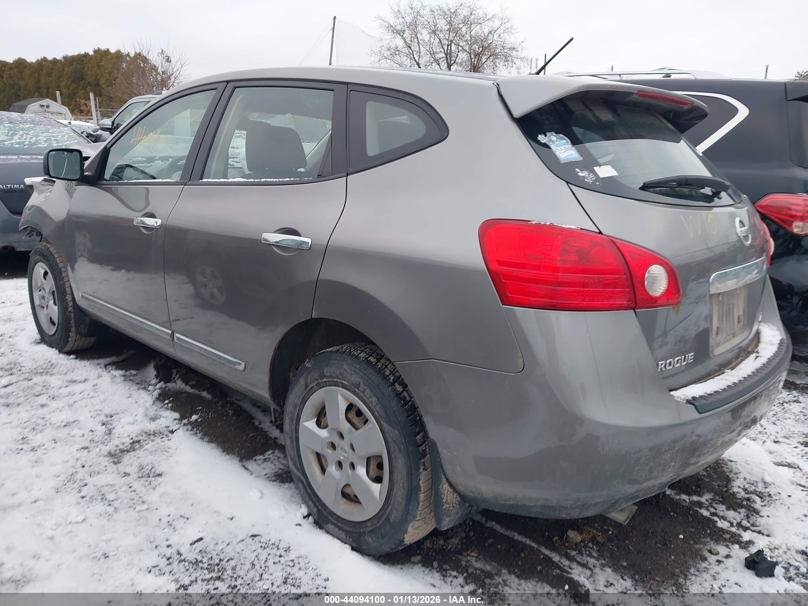 NISSAN ROGUE image 3