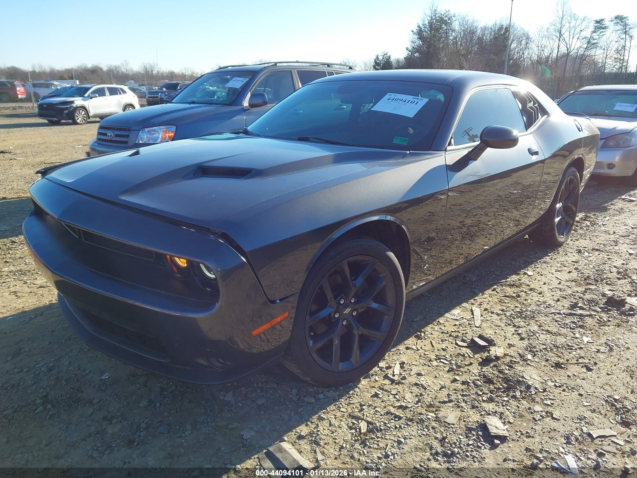 DODGE CHALLENGER image 2