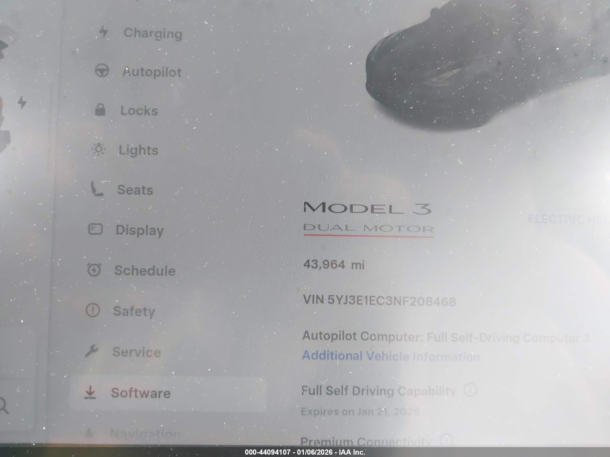 TESLA MODEL image 7