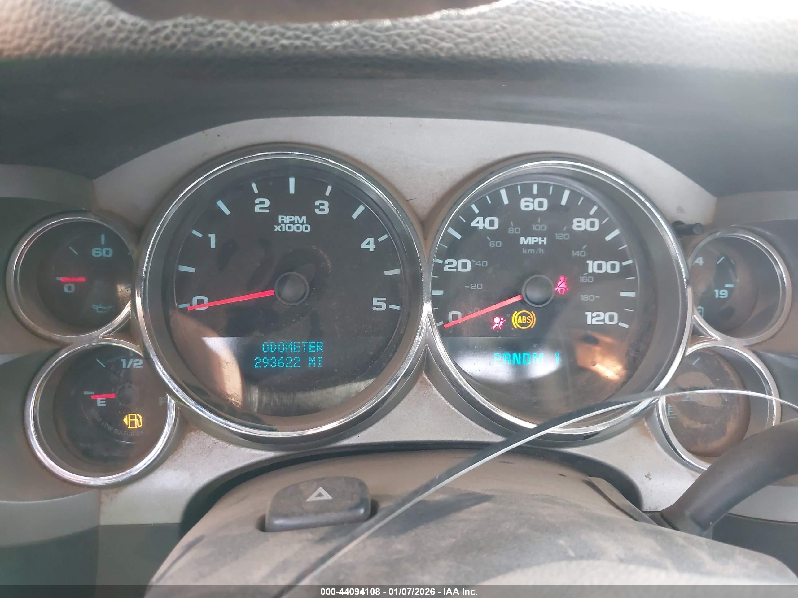 CHEVROLET SILVERADO image 7