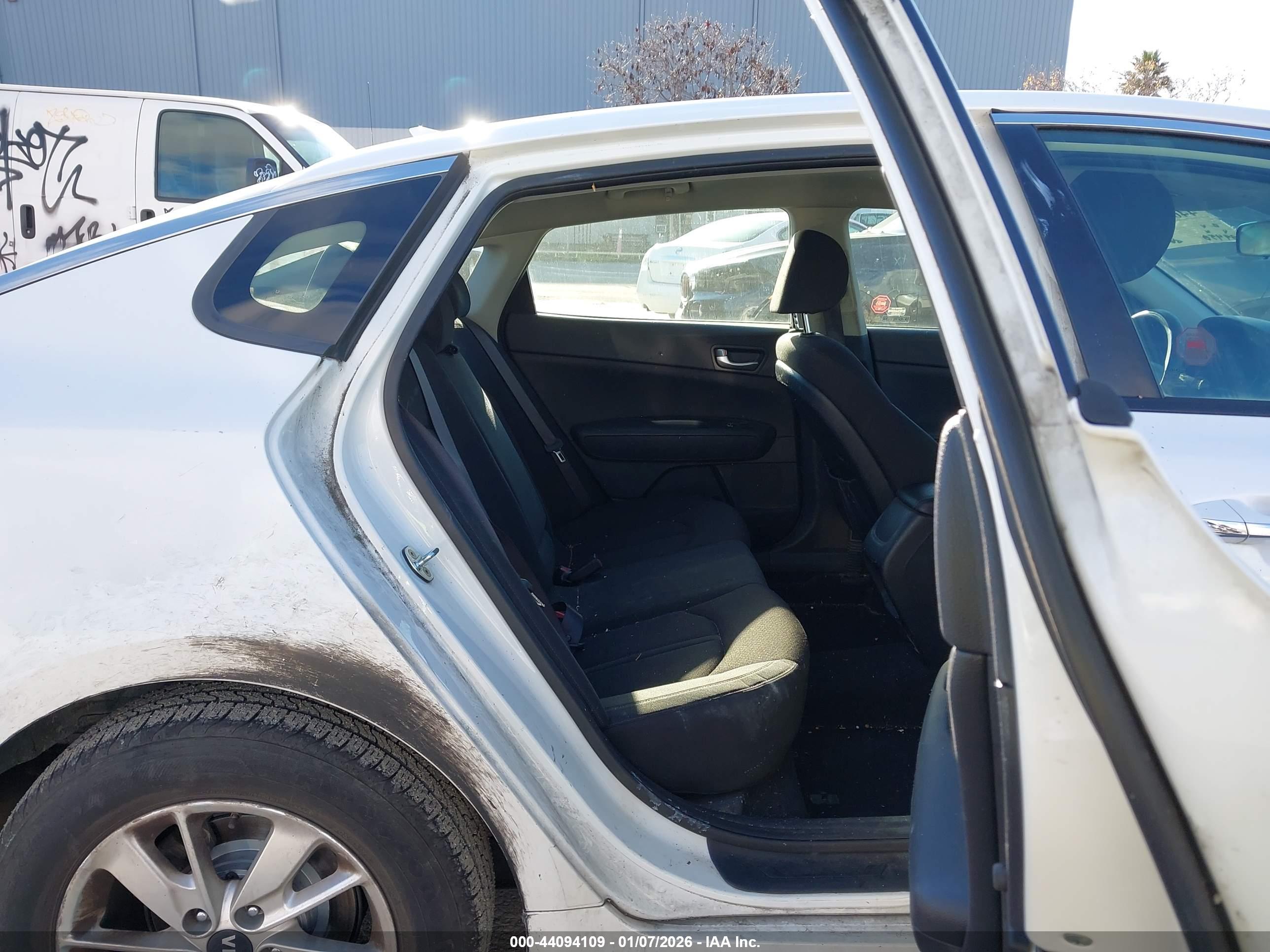 KIA OPTIMA image 8