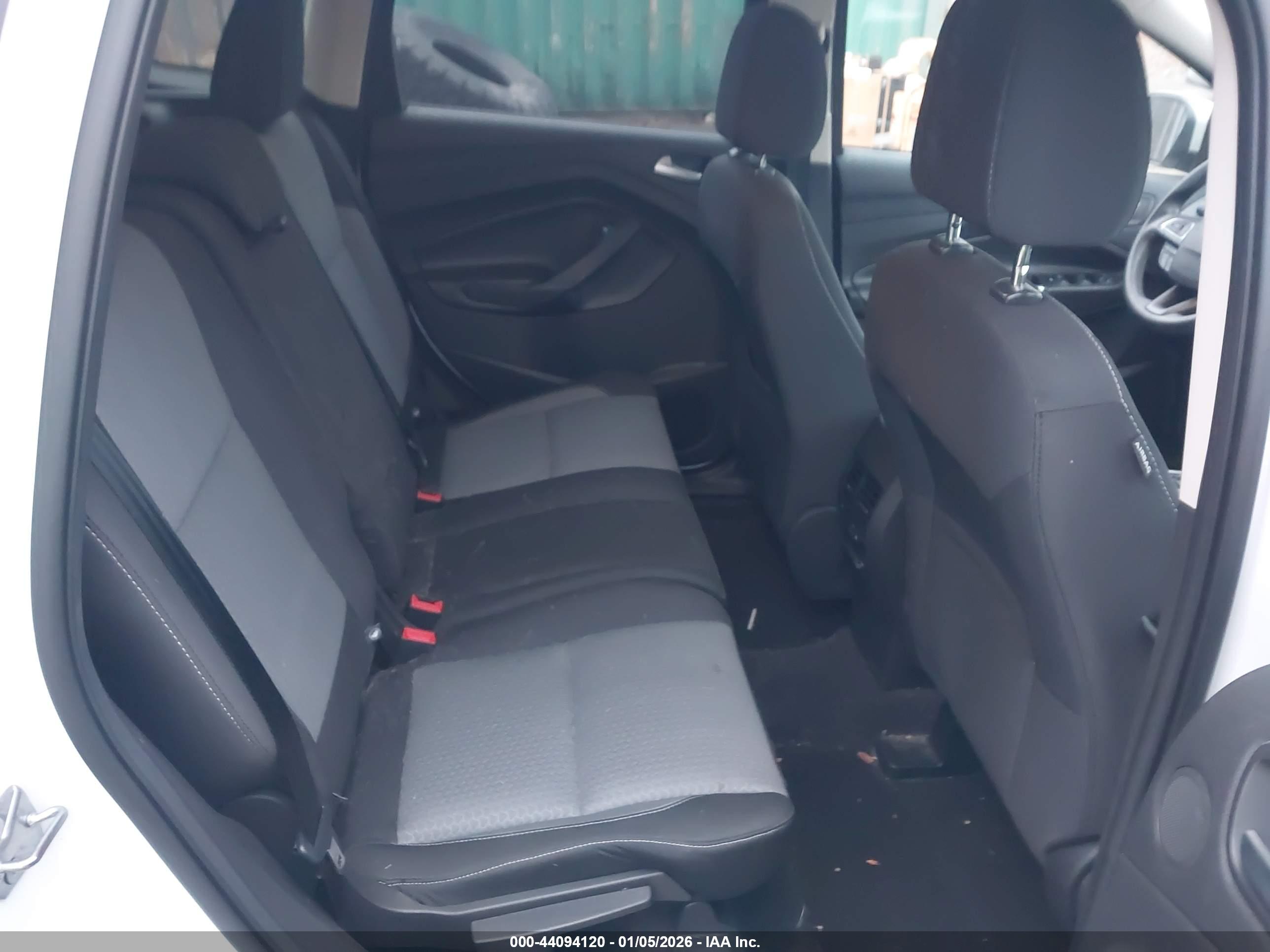 FORD ESCAPE image 8