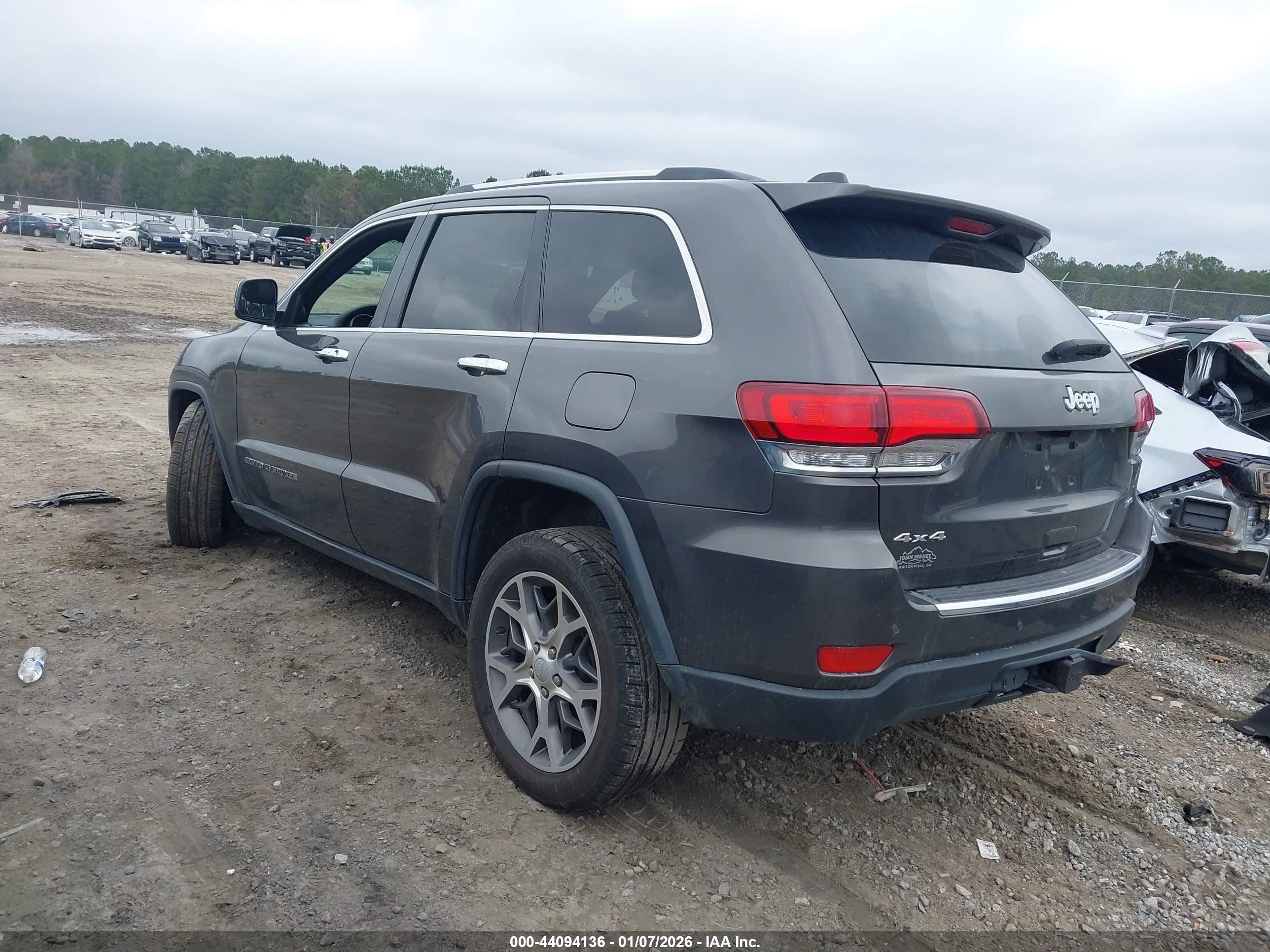 JEEP GRAND image 3