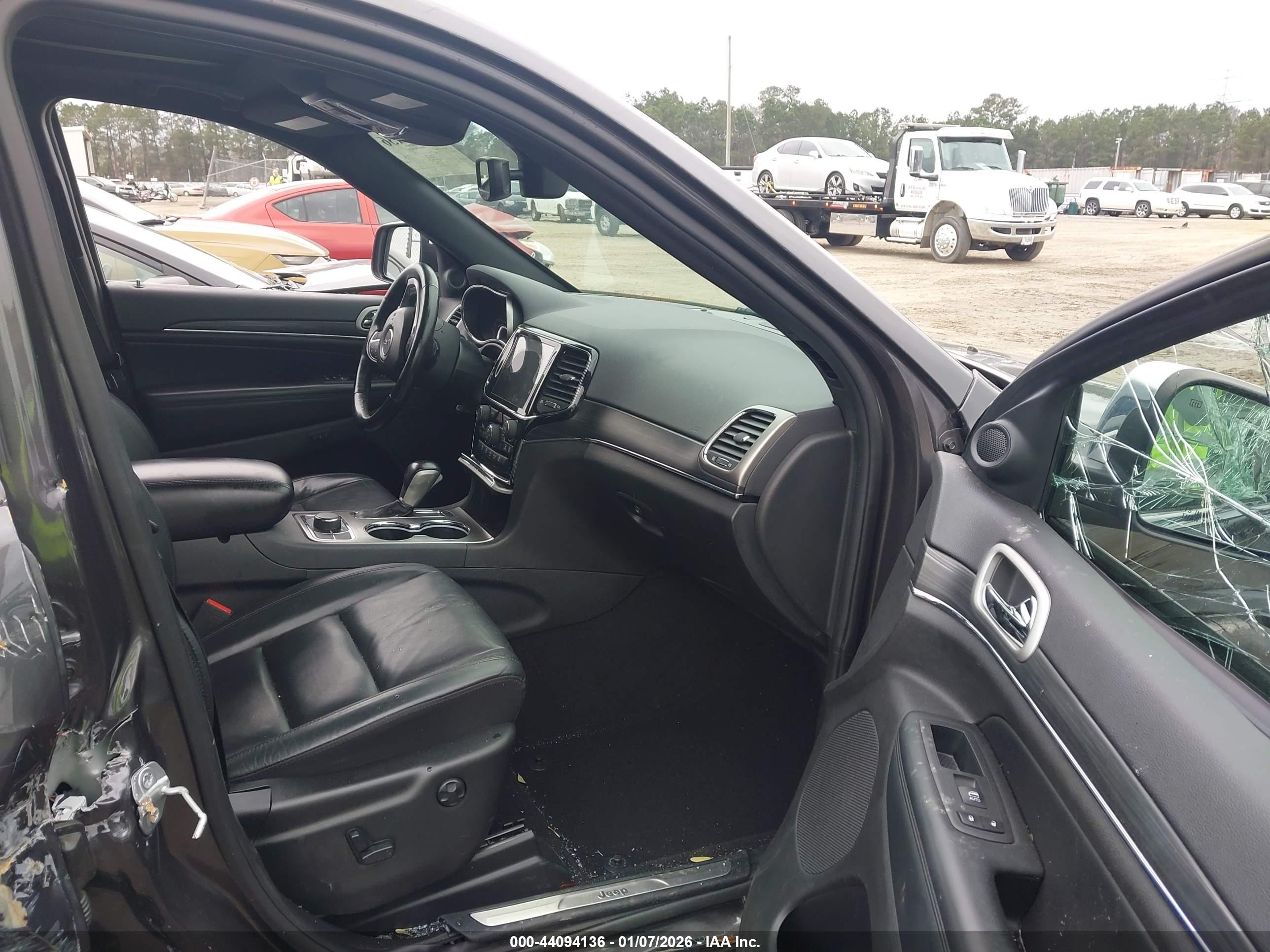 JEEP GRAND image 5