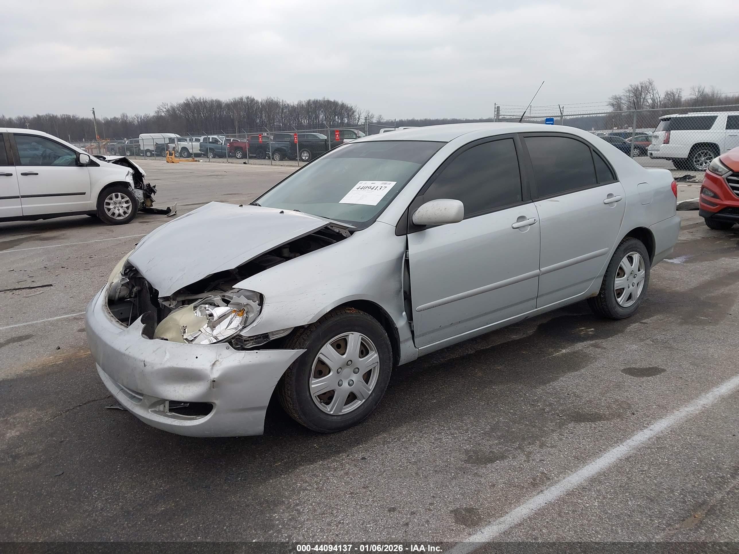 TOYOTA COROLLA image 2