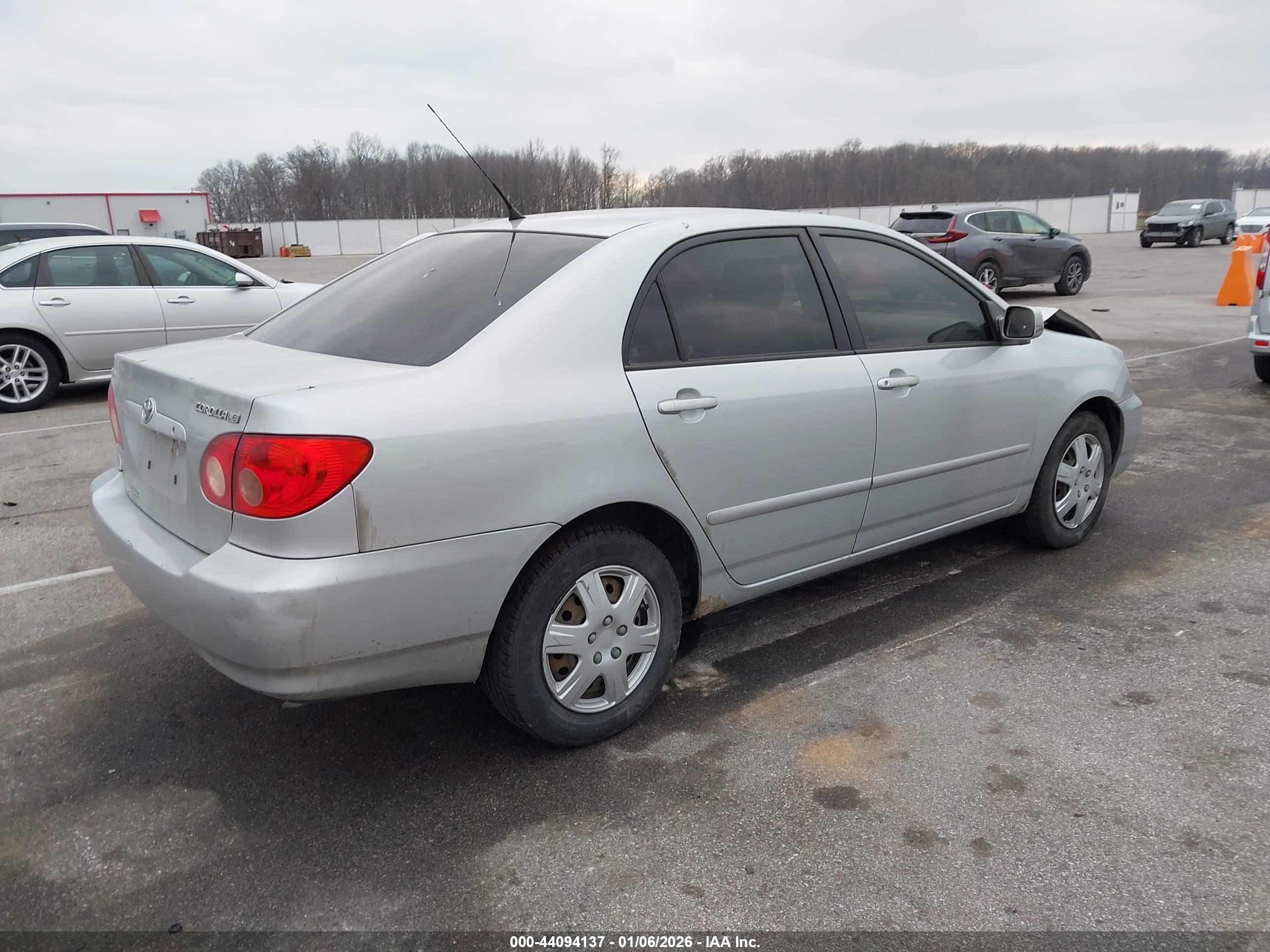 TOYOTA COROLLA image 4