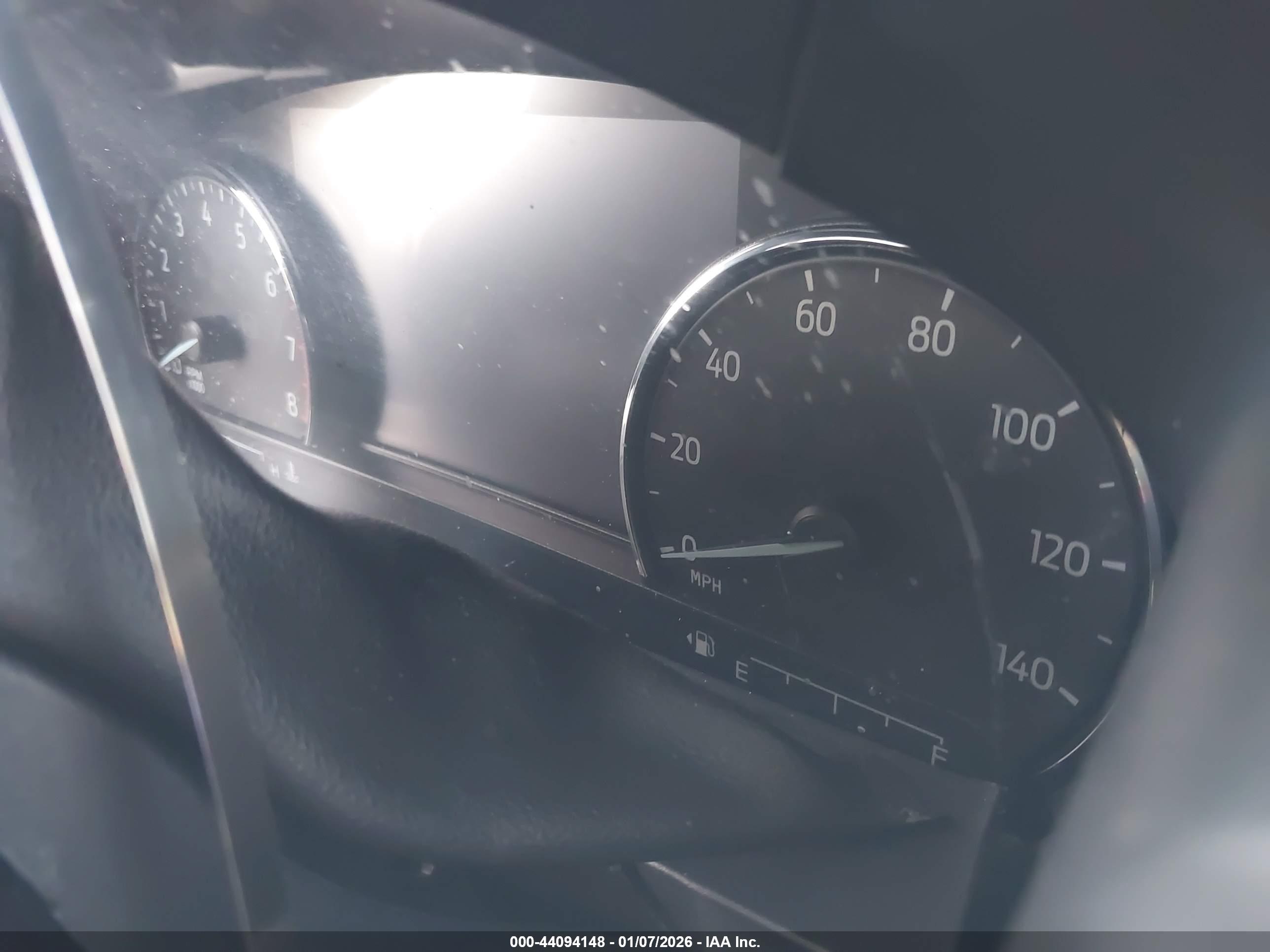 FORD EXPLORER image 7