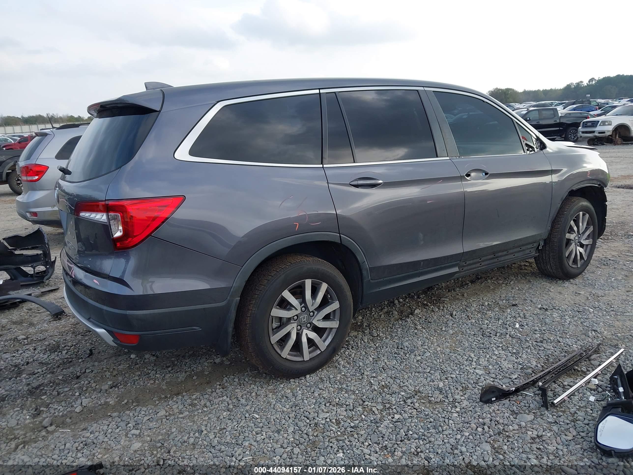 HONDA PILOT image 4