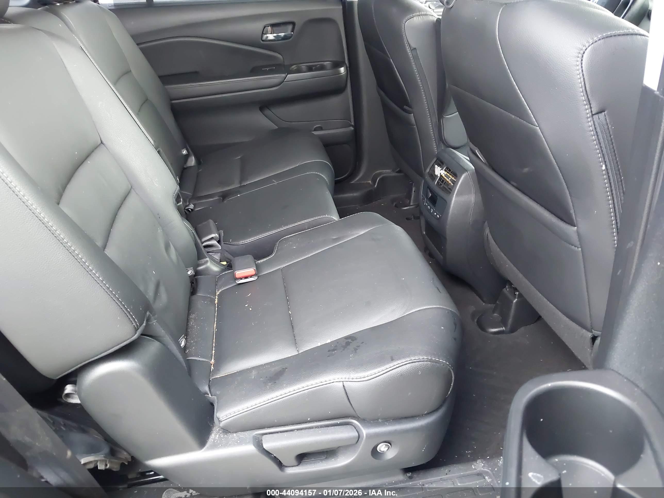 HONDA PILOT image 8