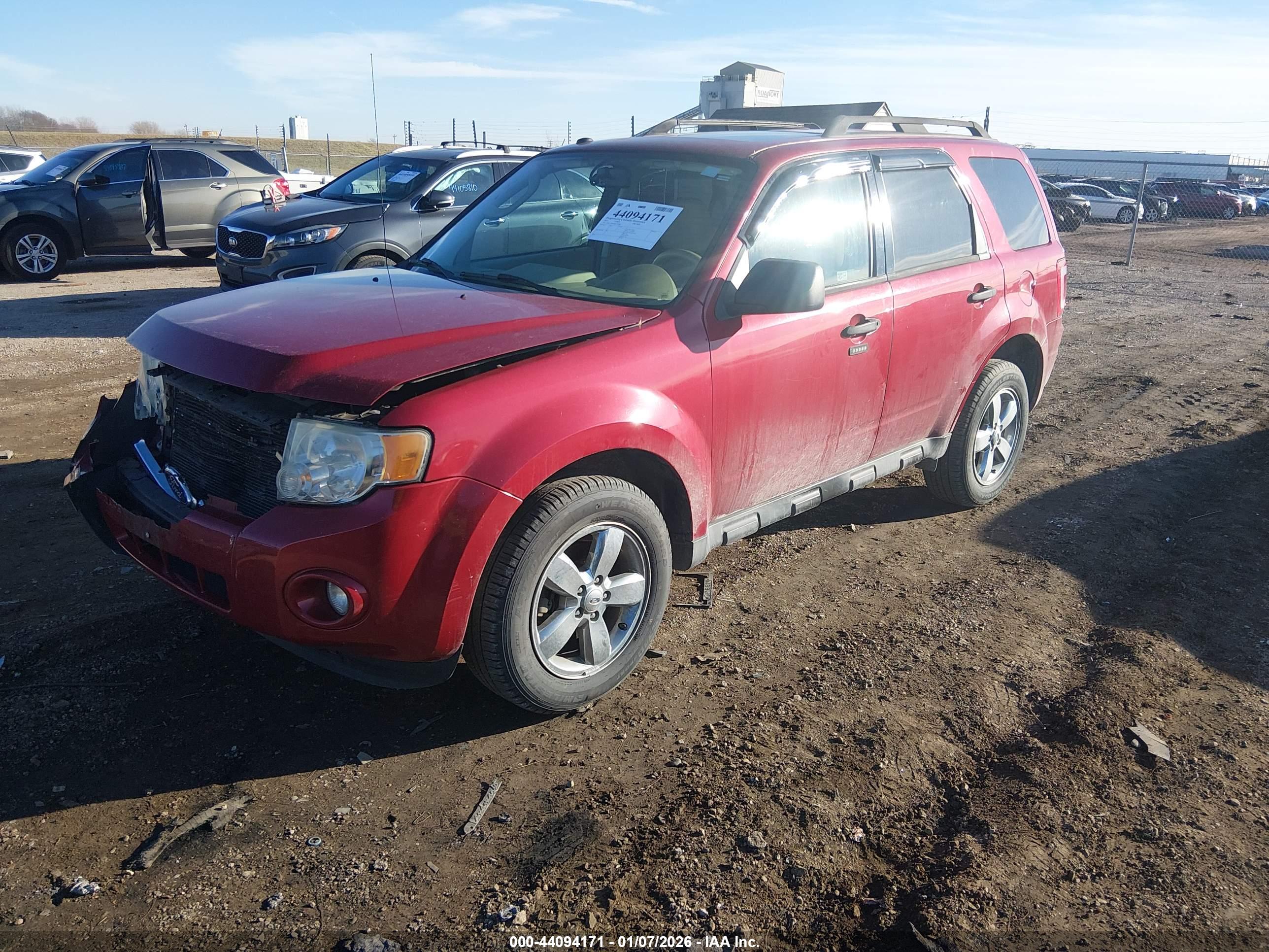 FORD ESCAPE image 2