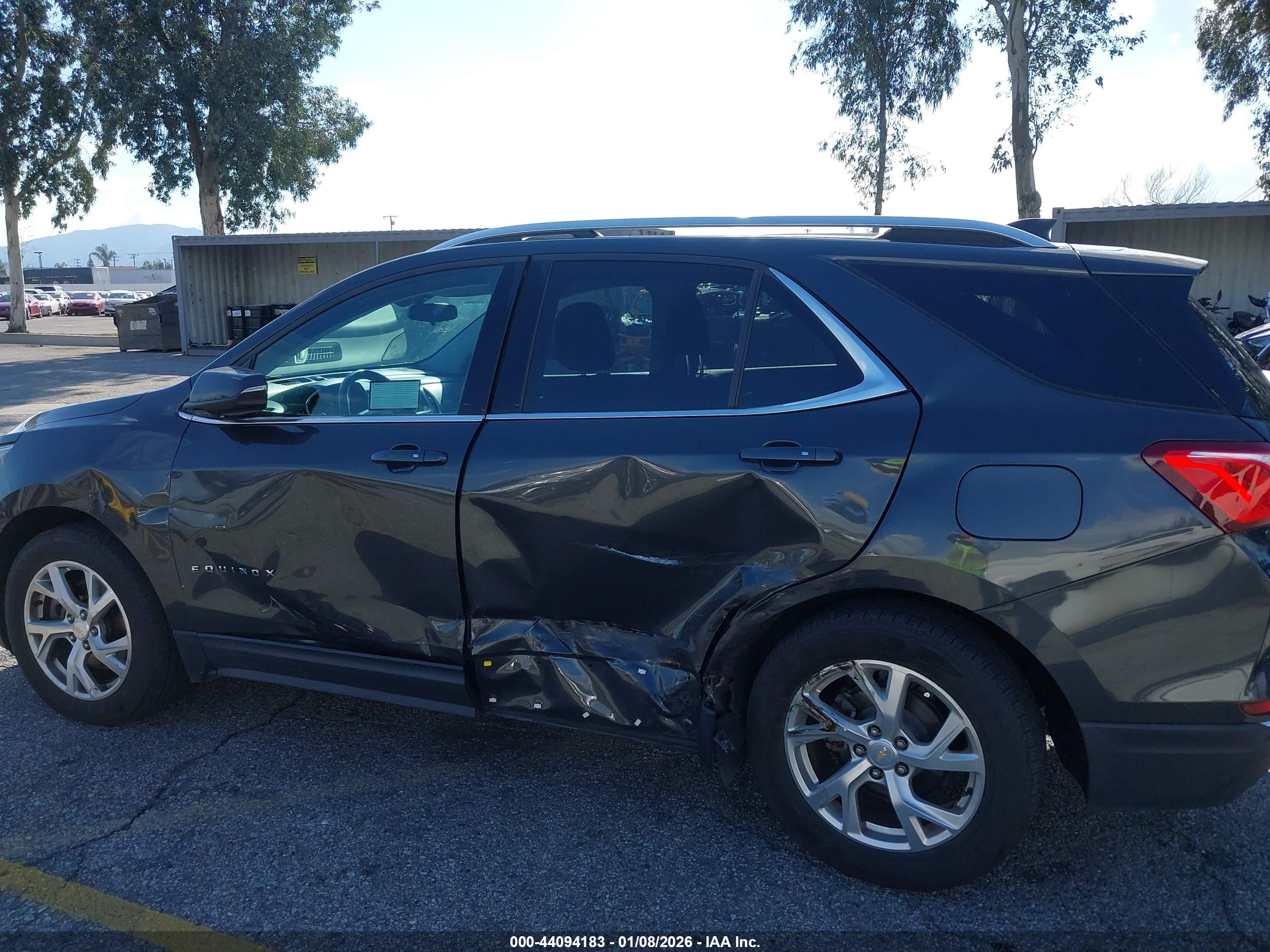 CHEVROLET EQUINOX image 6