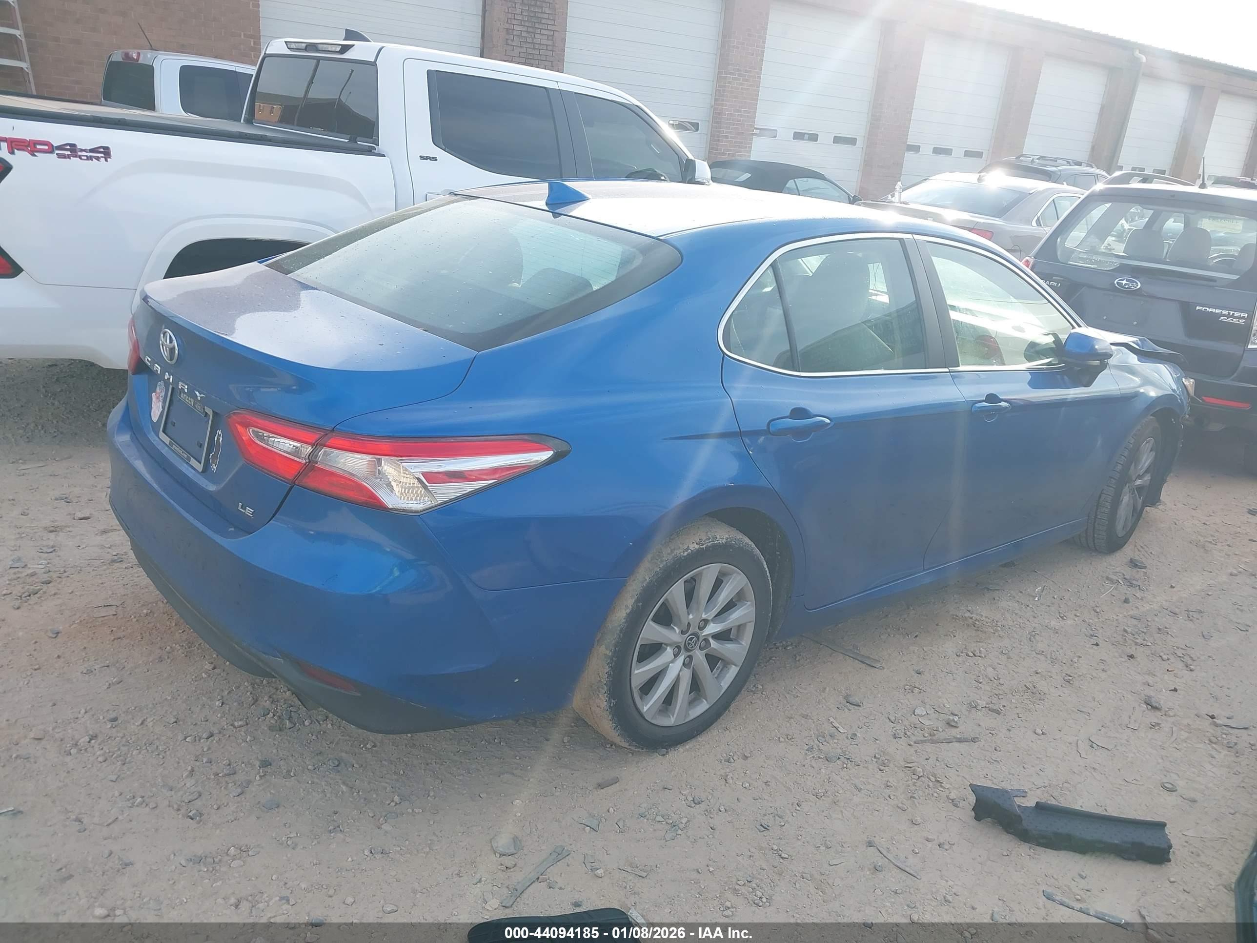 TOYOTA CAMRY image 4