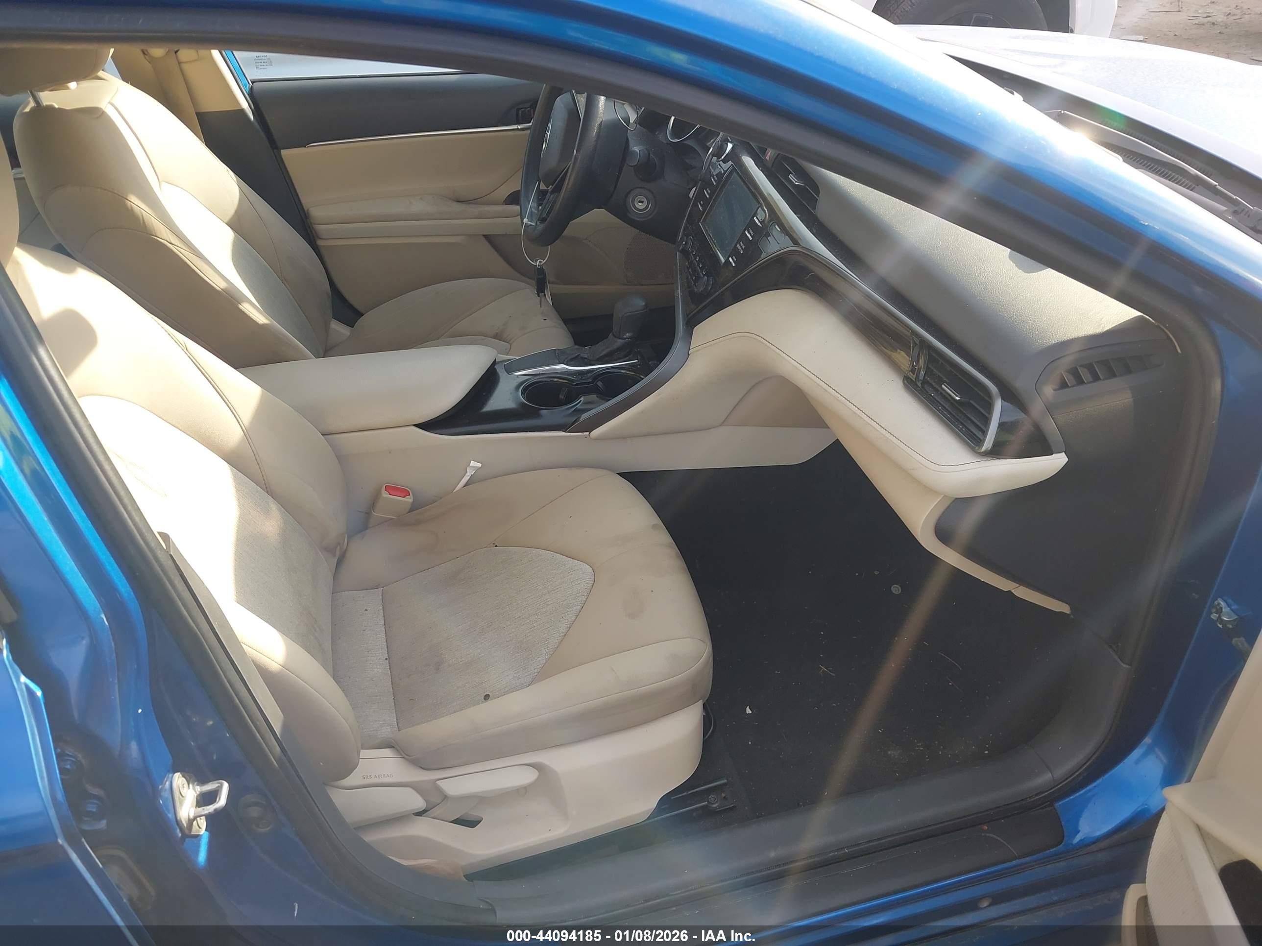 TOYOTA CAMRY image 5