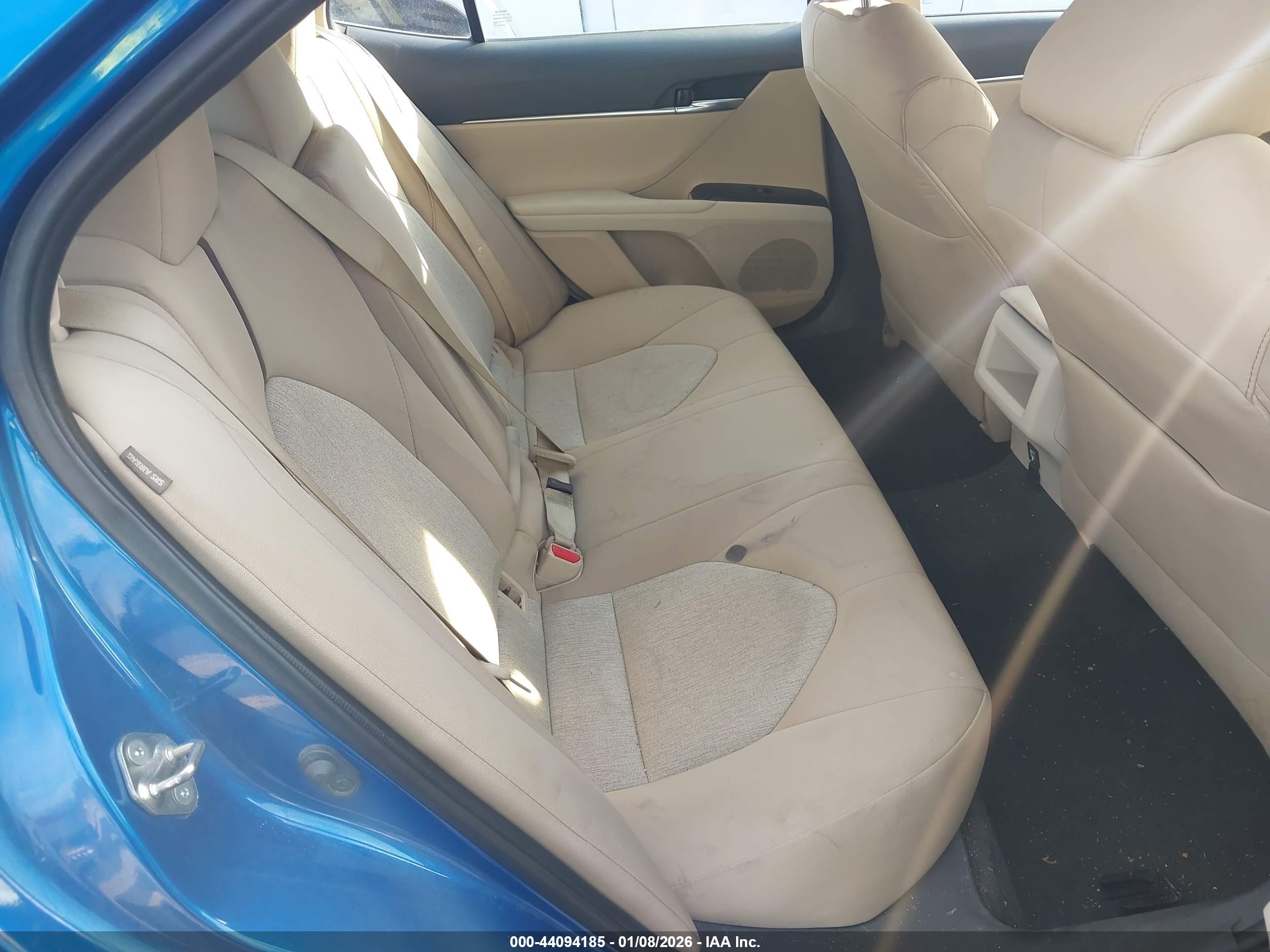TOYOTA CAMRY image 8